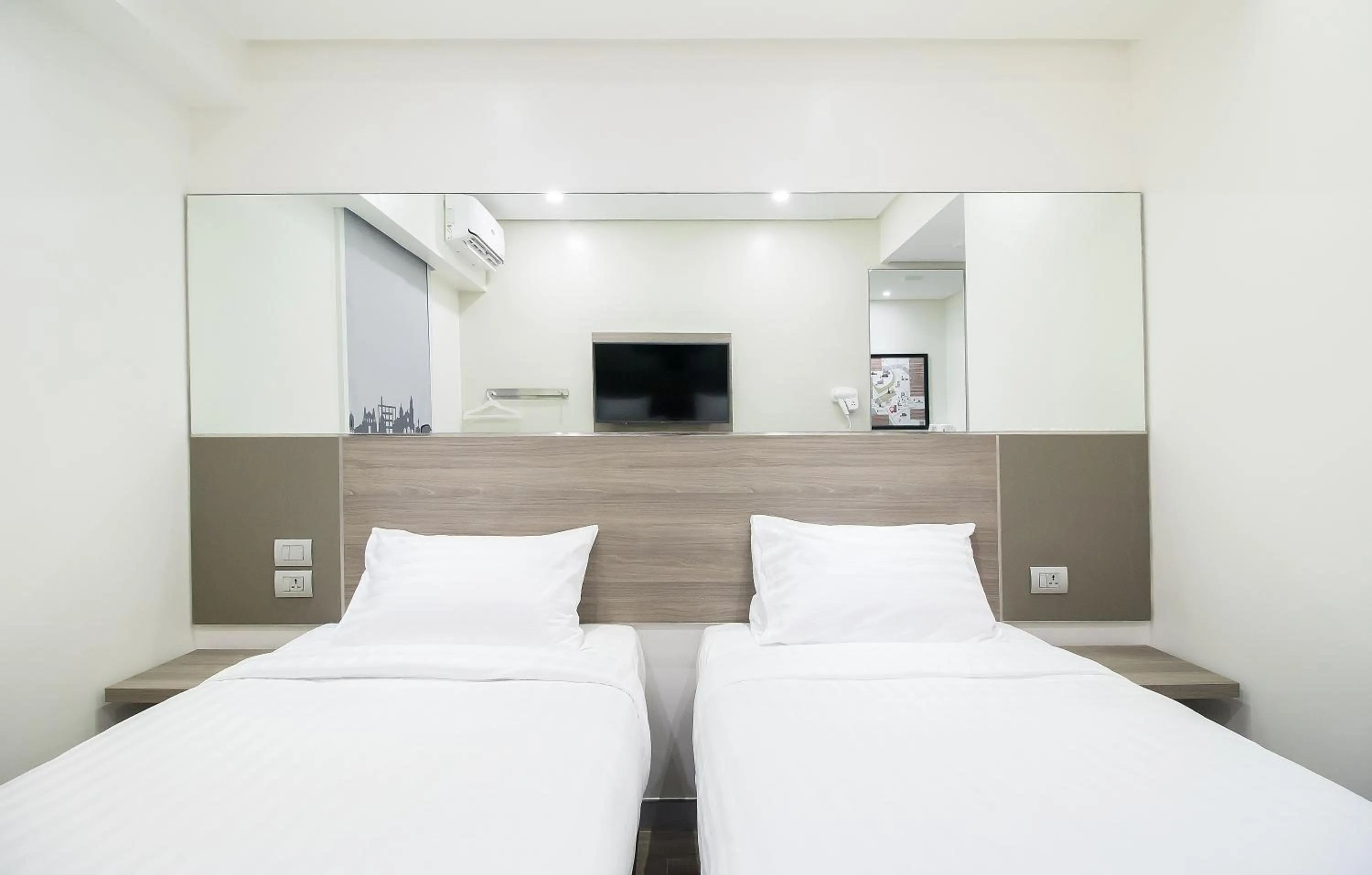 Bed in Red Planet BGC The Fort