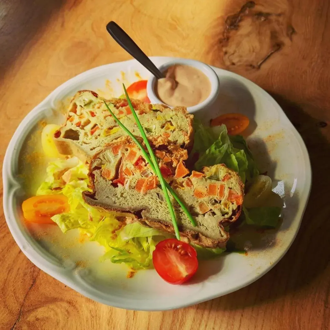 Restaurant/places to eat in Domaine du Grand Ormeau