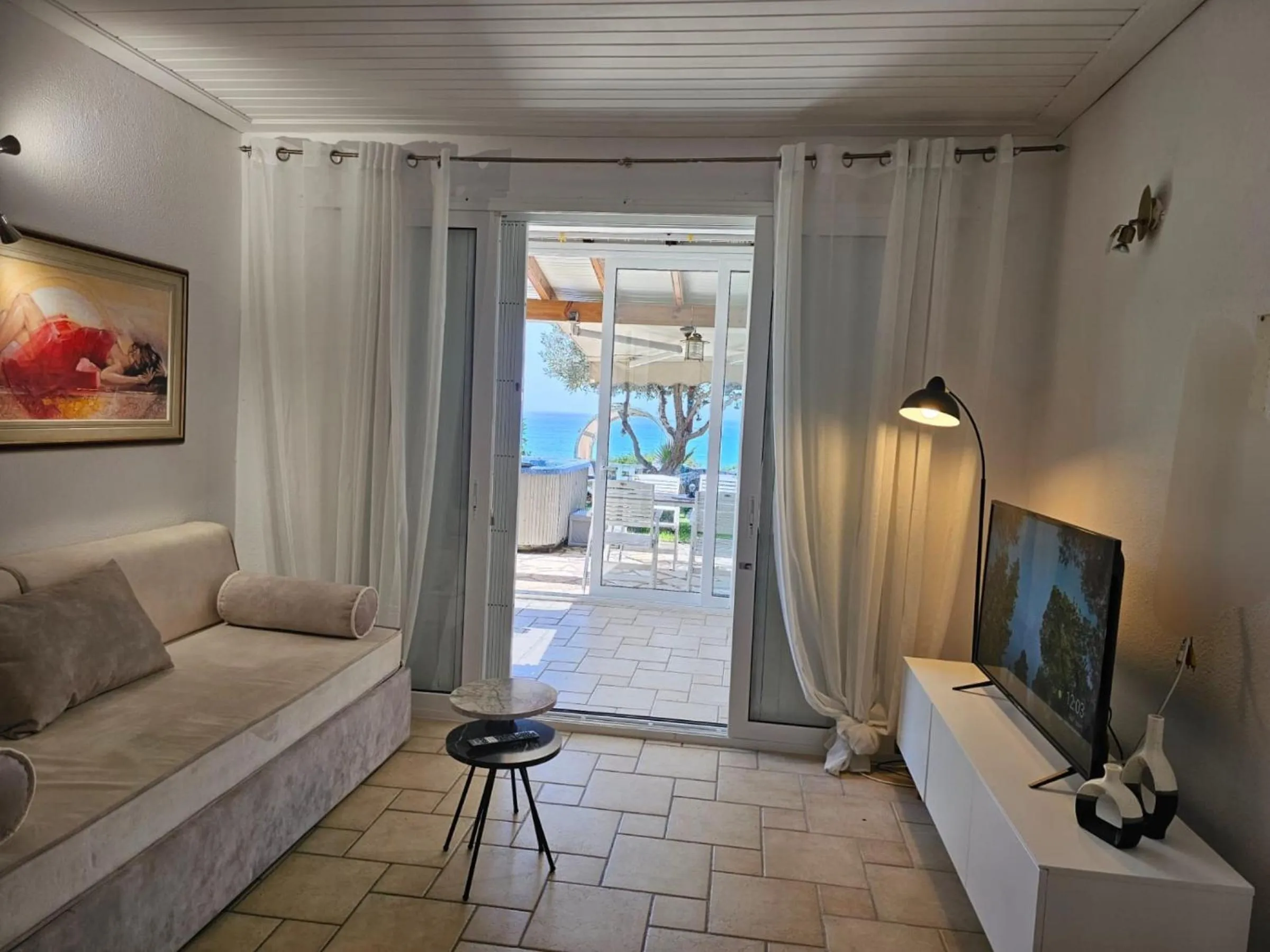 Corfu Glyfada Menigos Resort 13