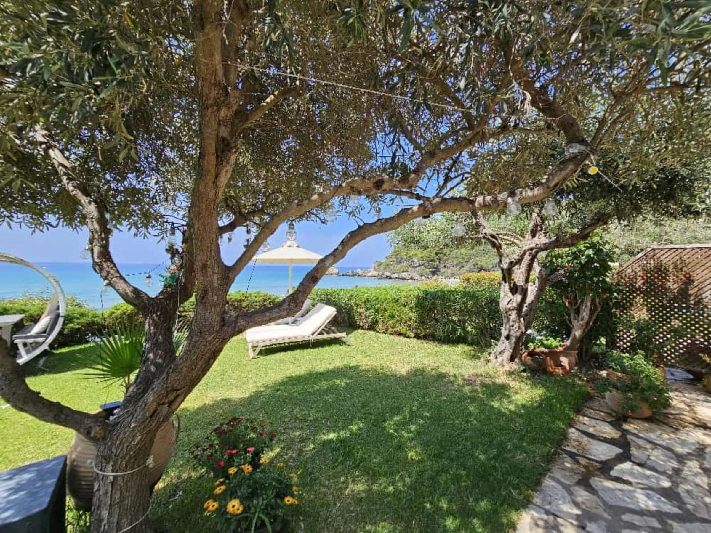 Corfu Glyfada Menigos Resort 13