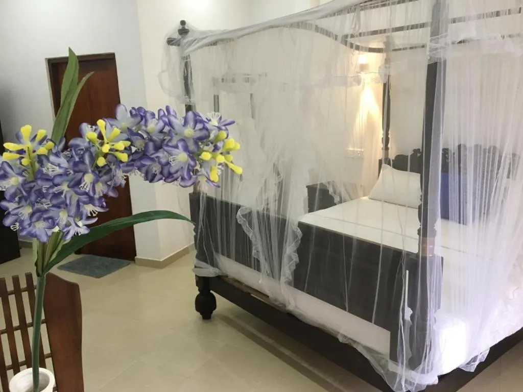 Photo of the whole room, Bed in Galle Fantacy