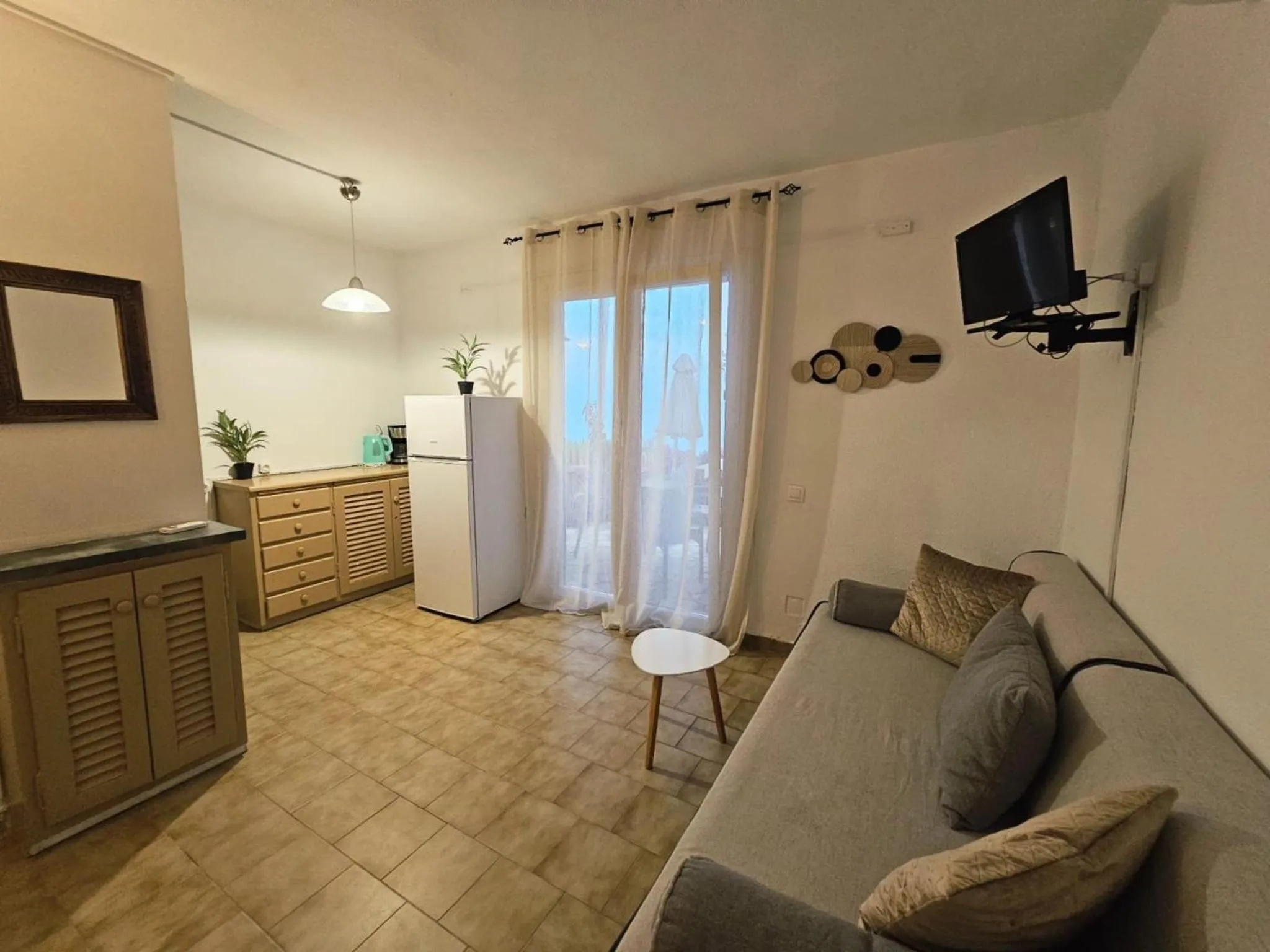 Living room in Corfu Glyfada Menigos Resort 24