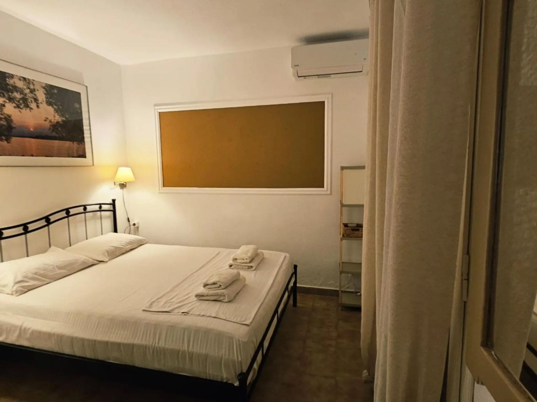 Bed in Corfu Glyfada Menigos Resort 24