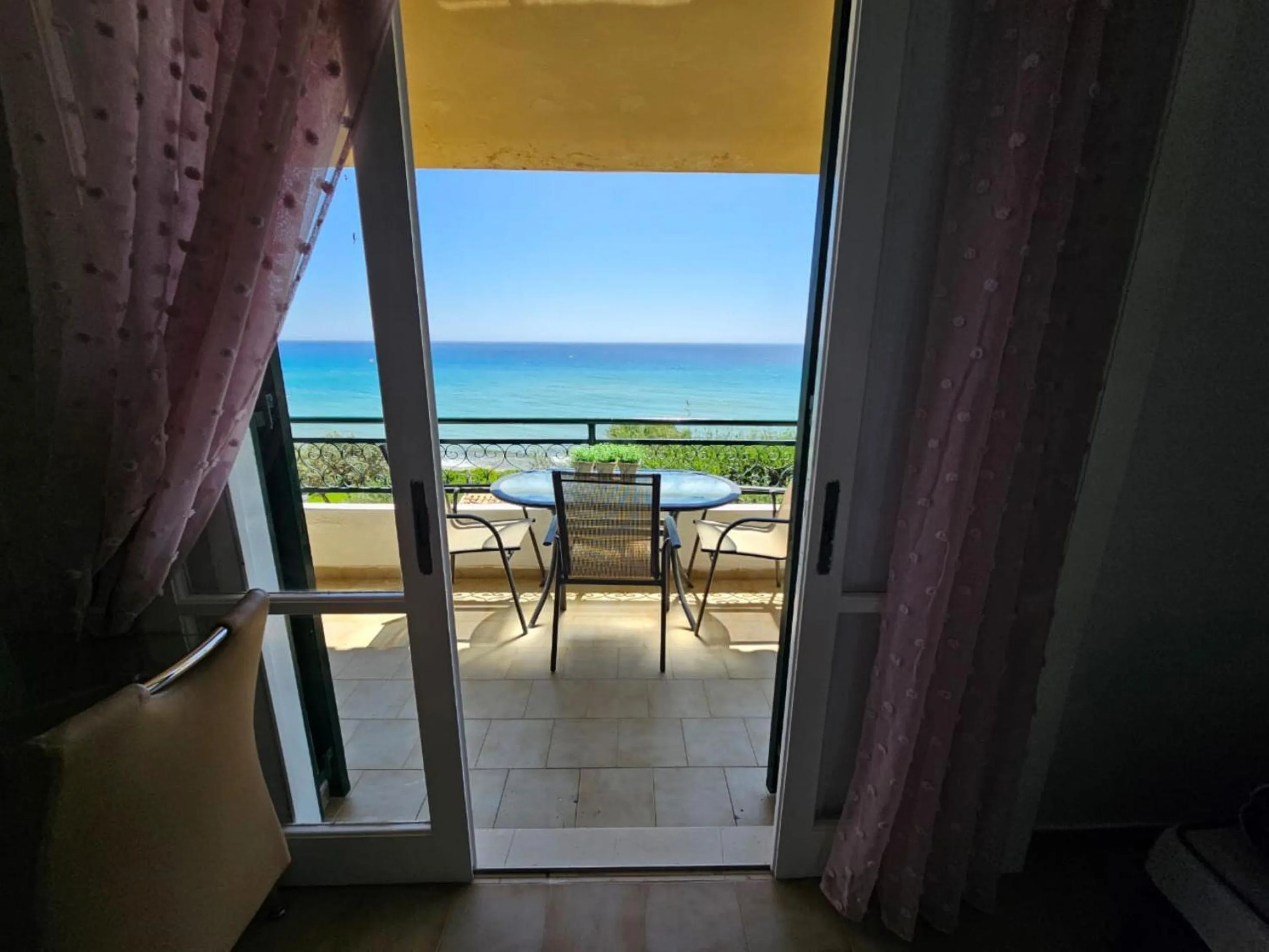 Corfu Glyfada Menigos Resort 2-5