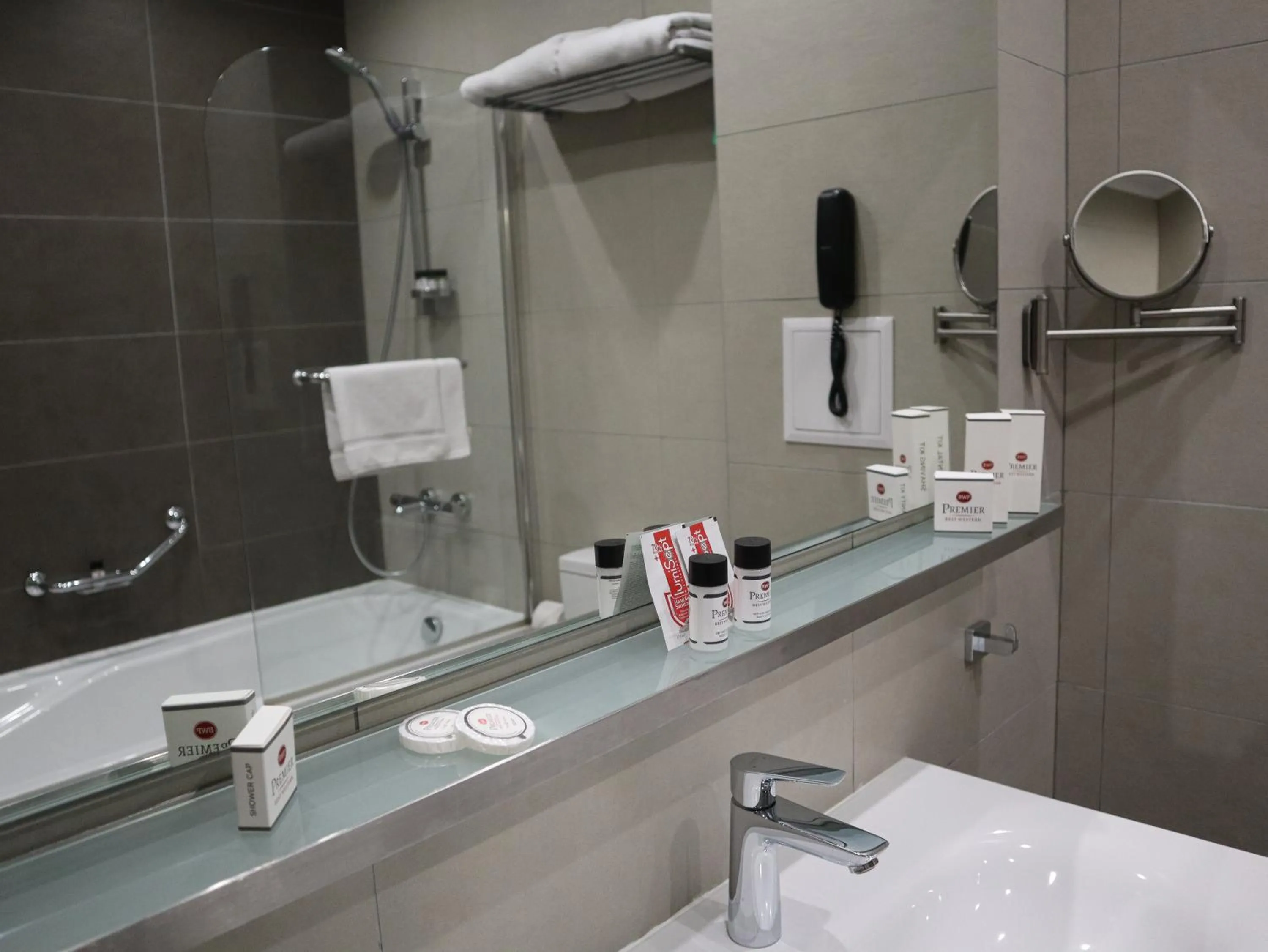 Shower in Best Western Premier Plovdiv Hills