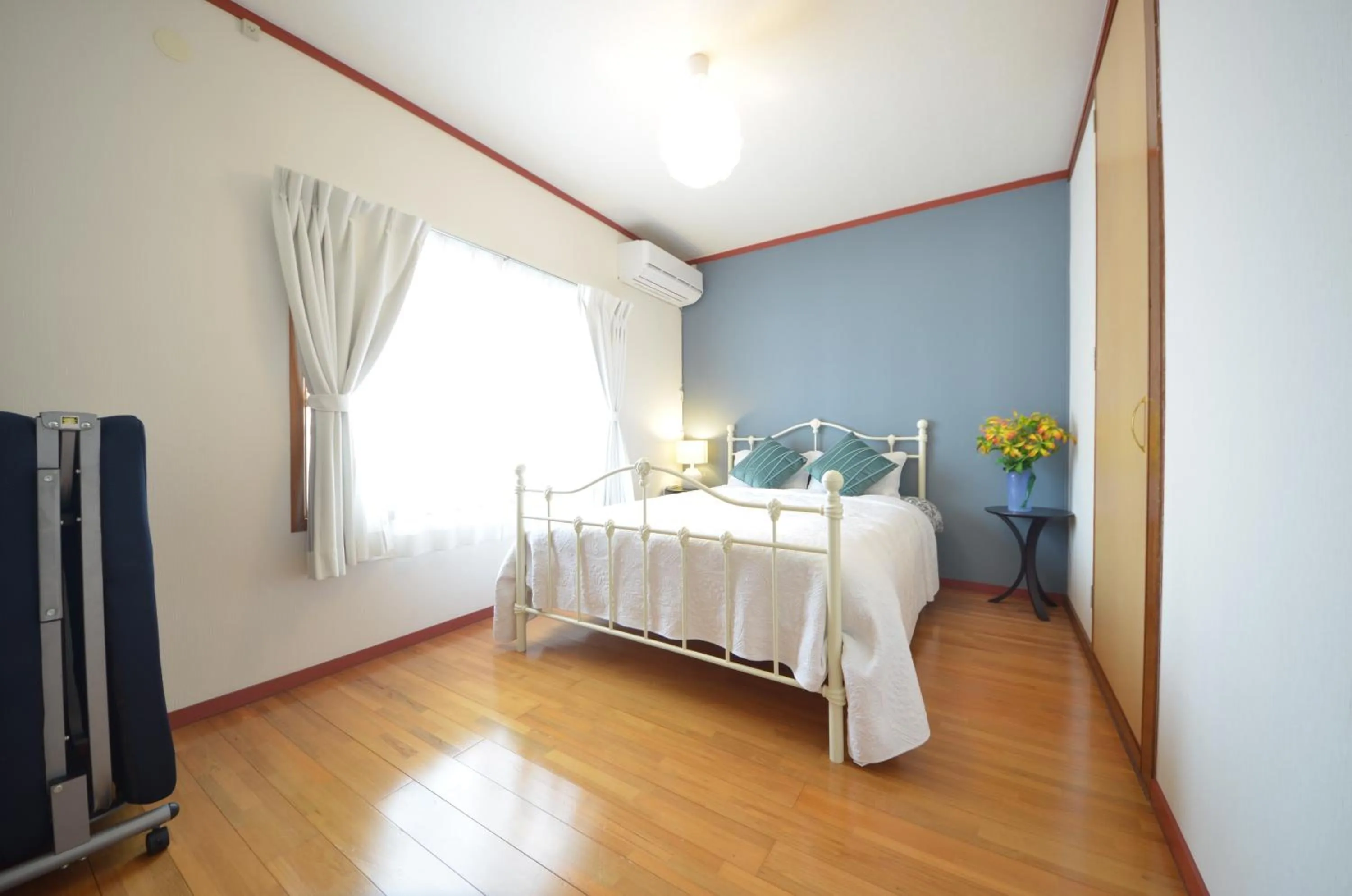 Bedroom, Bed in Sobe House in Yomitanson