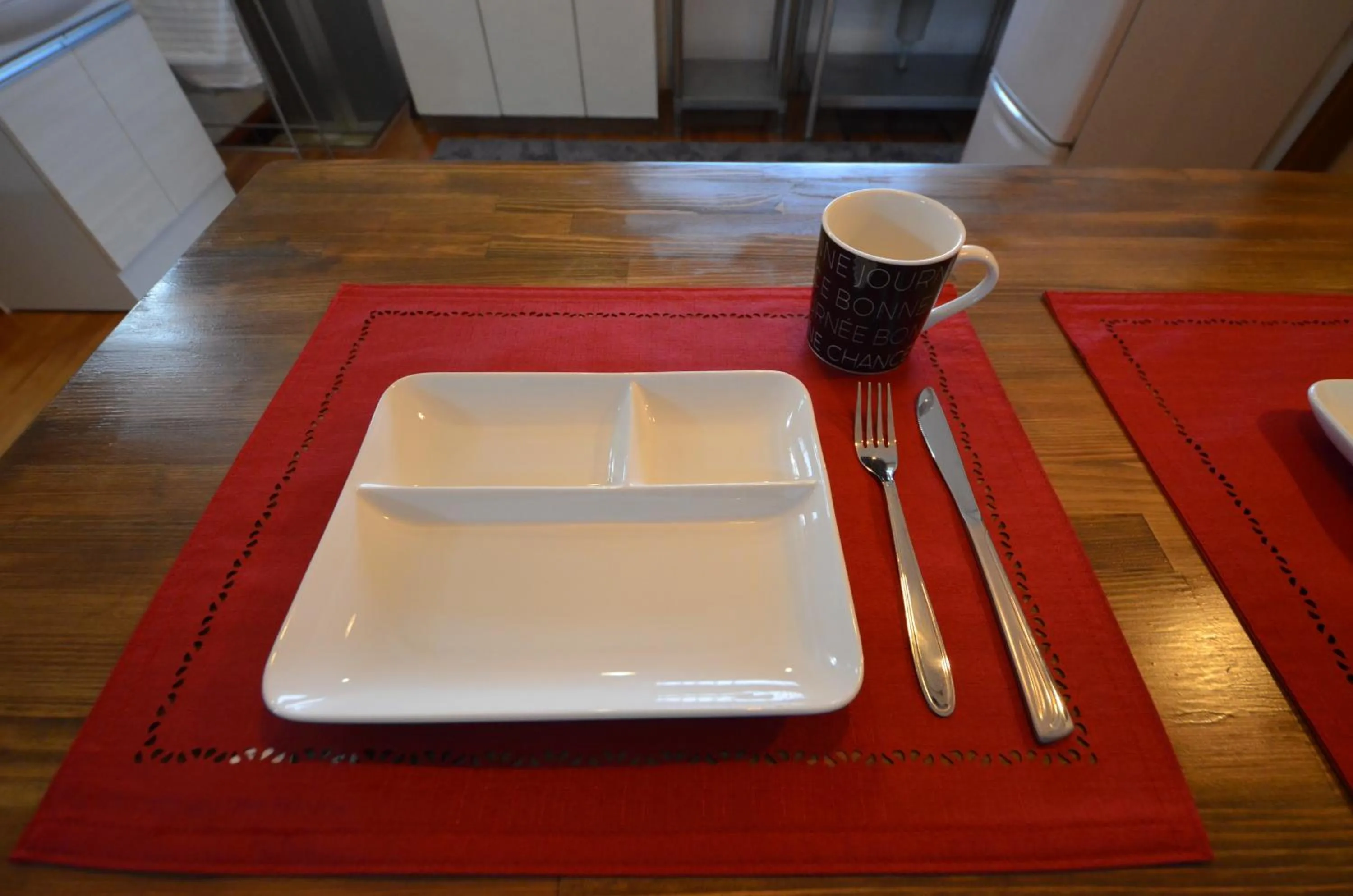 Dining area in Sobe House in Yomitanson
