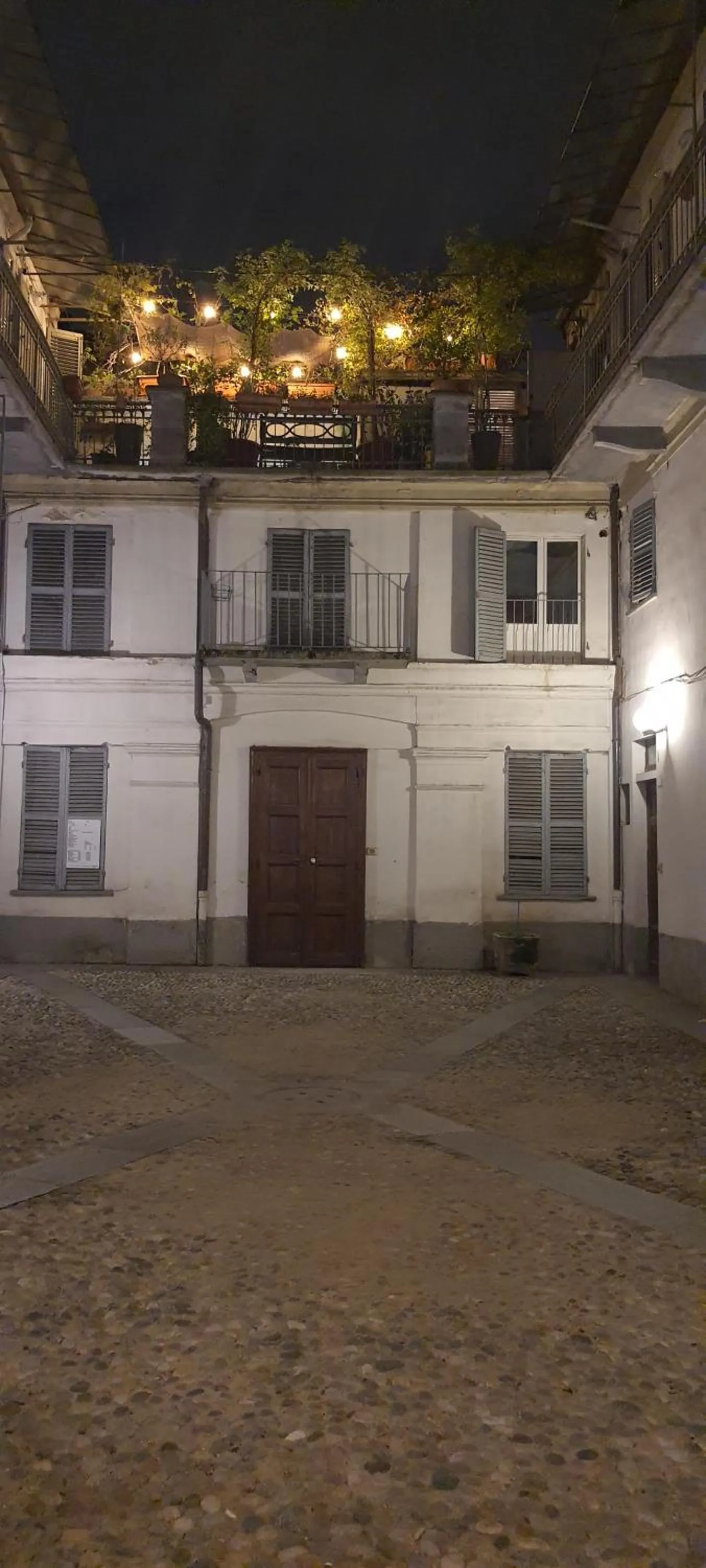 Property building in Albergo Avalon