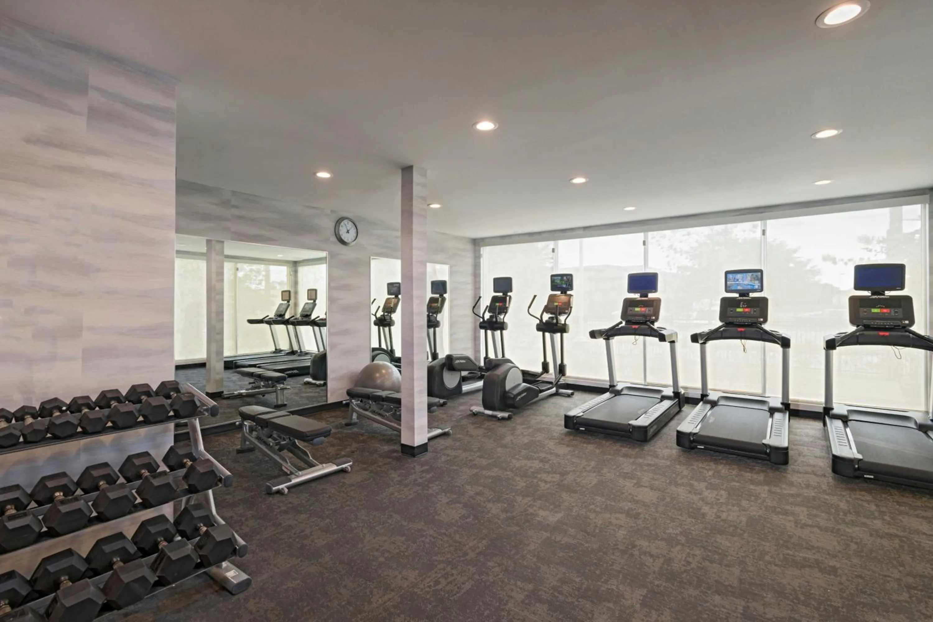 Fitness centre/facilities in Fairfield Inn & Suites by Marriott Houston Missouri City