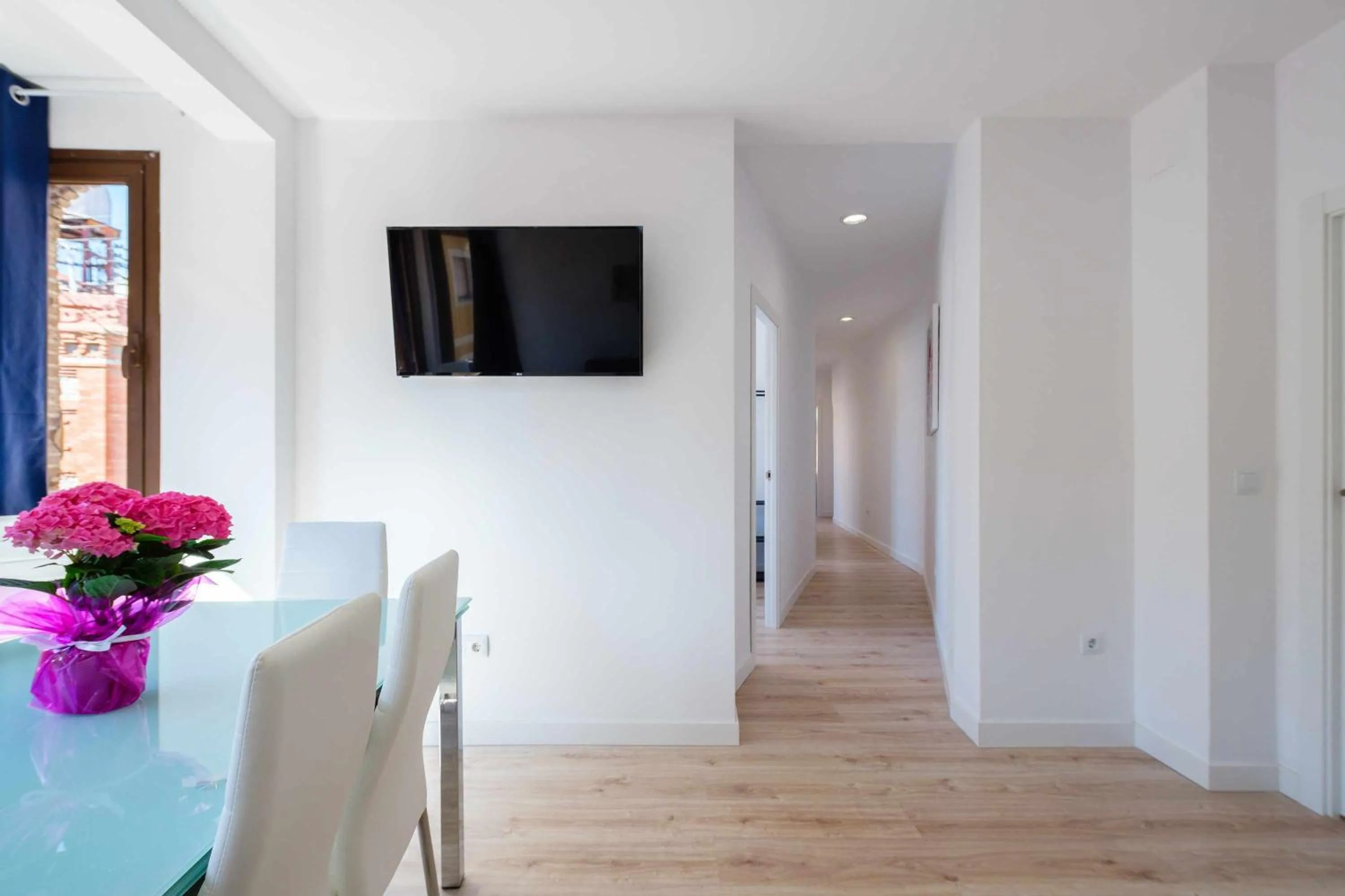 Three-Bedroom Apartment Third Floor in El Mirador de la Catedral by Toledo AP