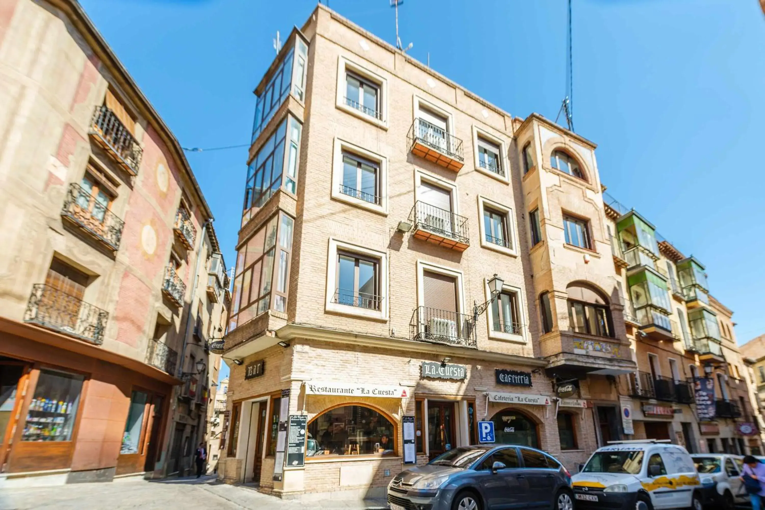 Three-Bedroom Apartment First Floor in El Mirador de la Catedral by Toledo AP Three-Bedroom Apartment First Floor in El Mirador de la Catedral by Toledo AP