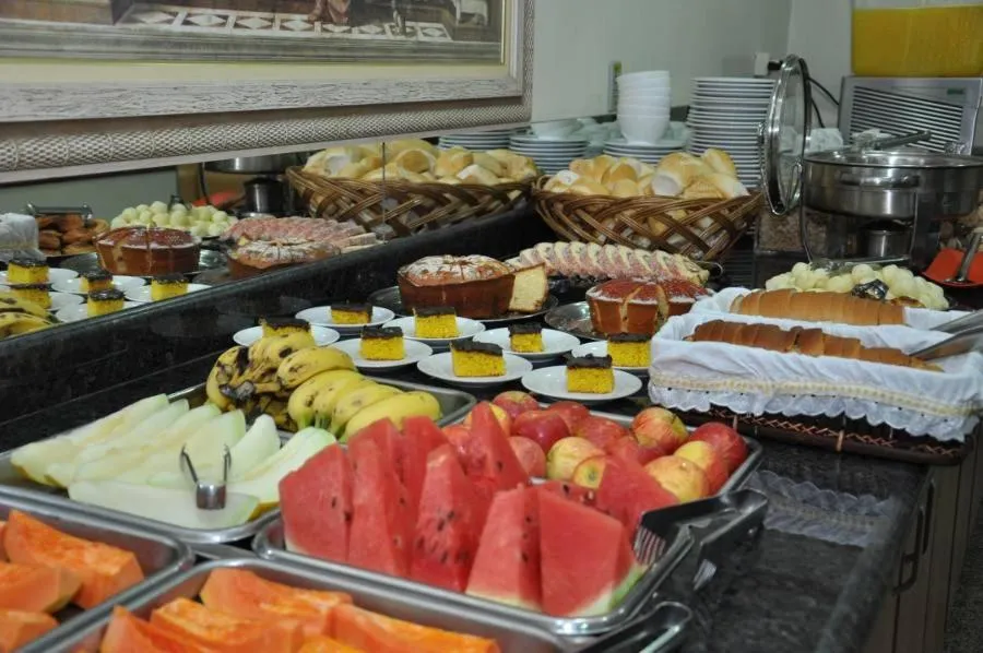 Breakfast in Hotel Encosta do Horto