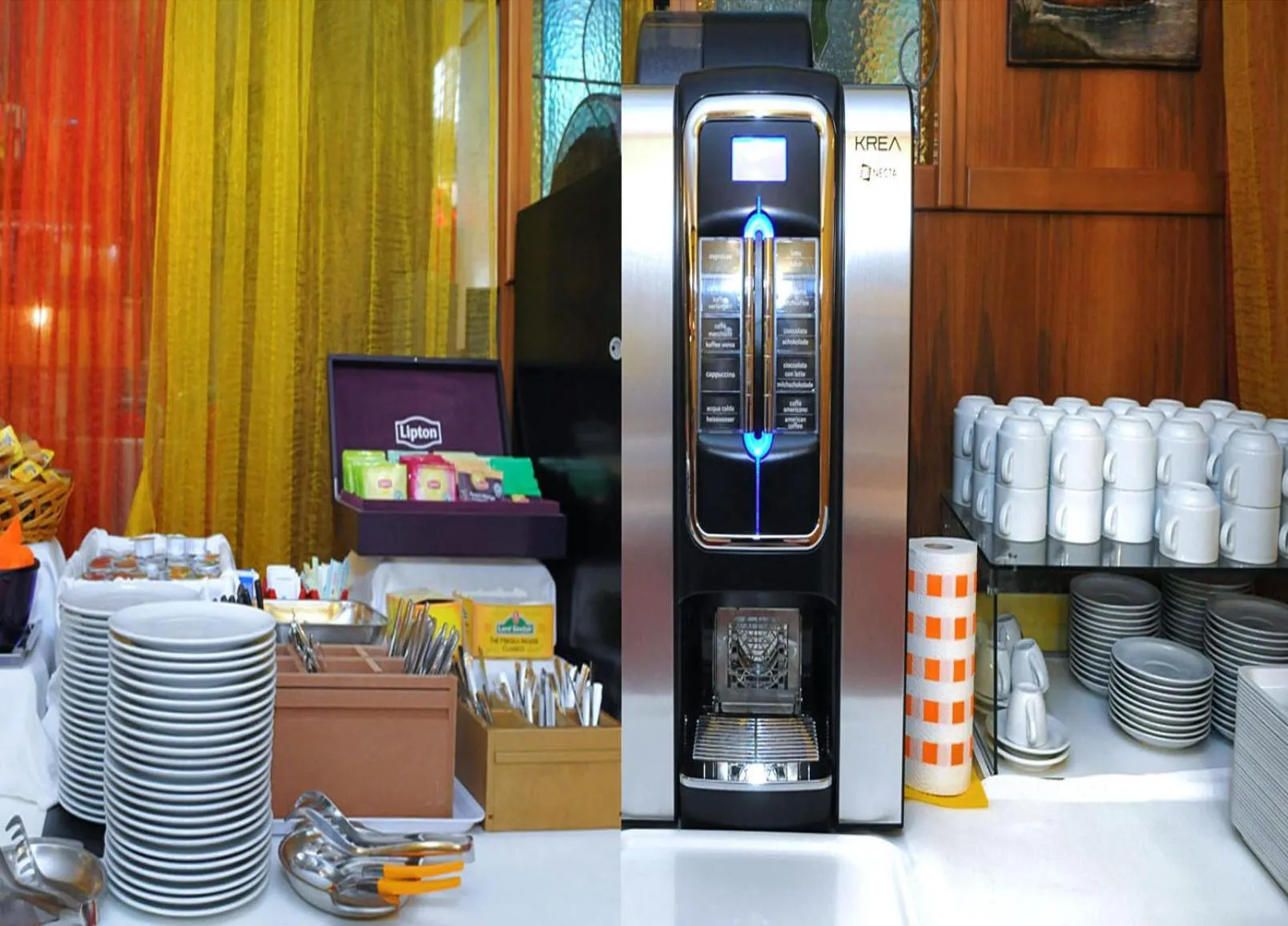 Buffet breakfast in Hotel Fortuna