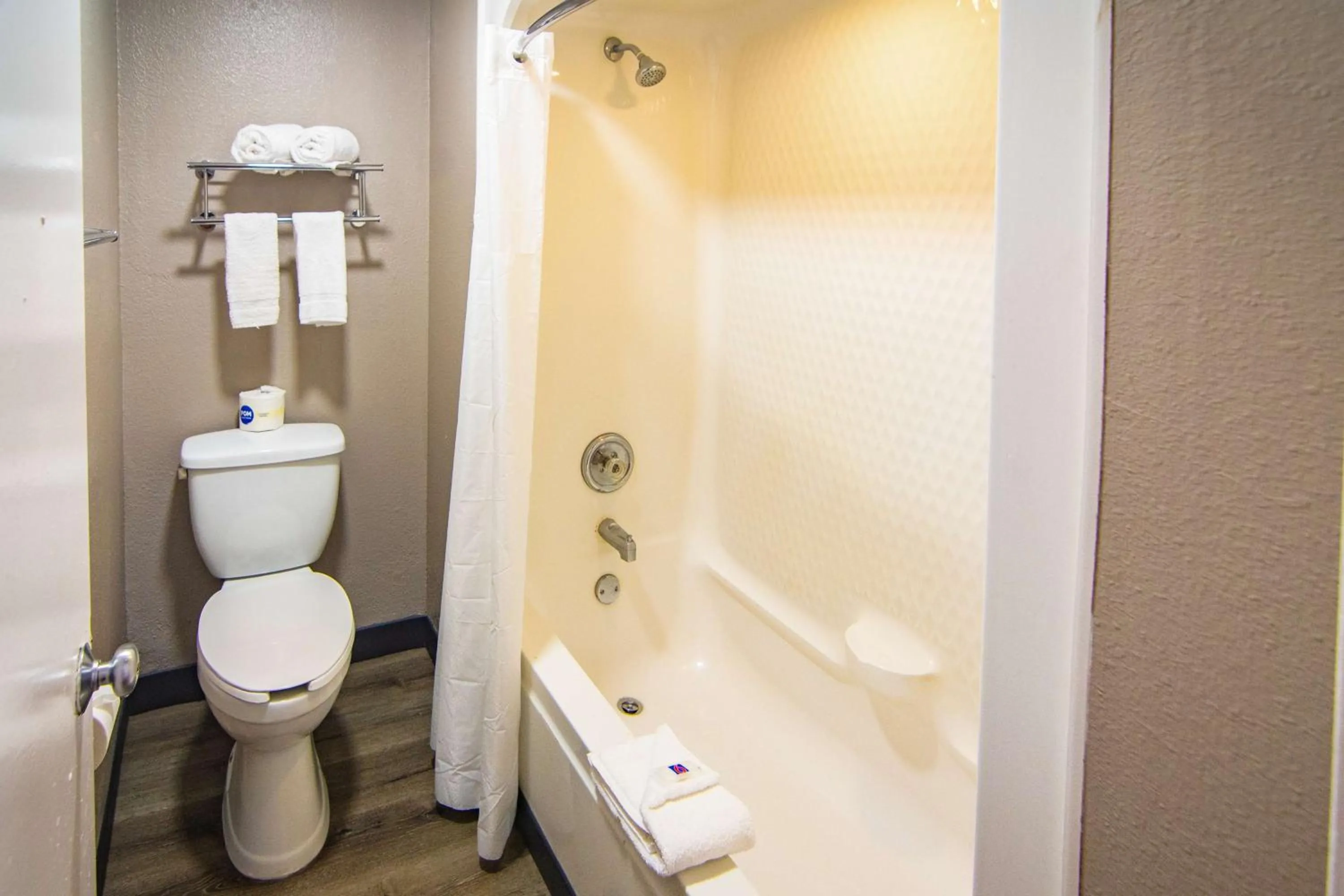 Bathroom in Motel 6-Kissimmee, FL - Orlando