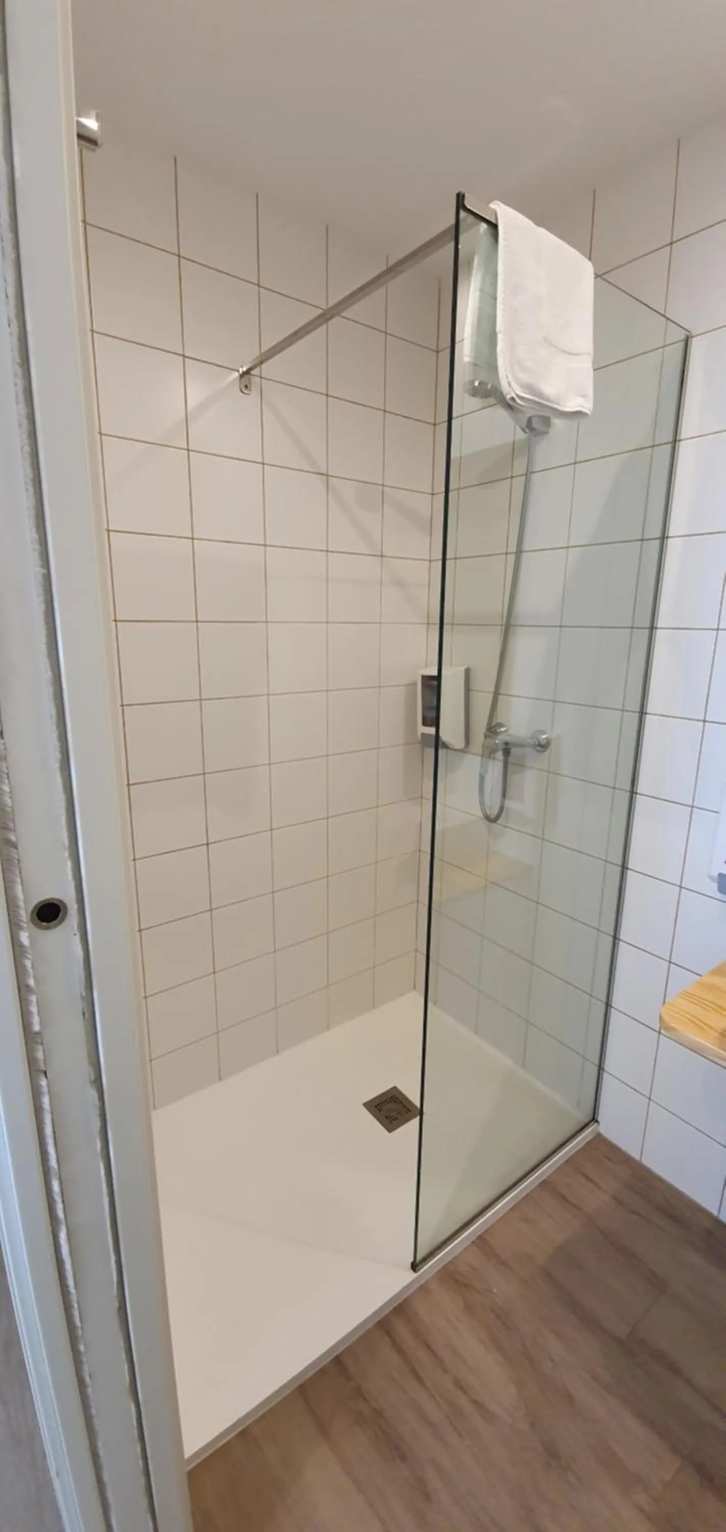 Shower in Apartamentos Costa da Morte Muxia