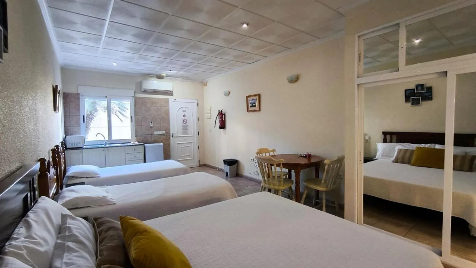 Photo of the whole room, Bed in Hotel Costa Blanca Rojales