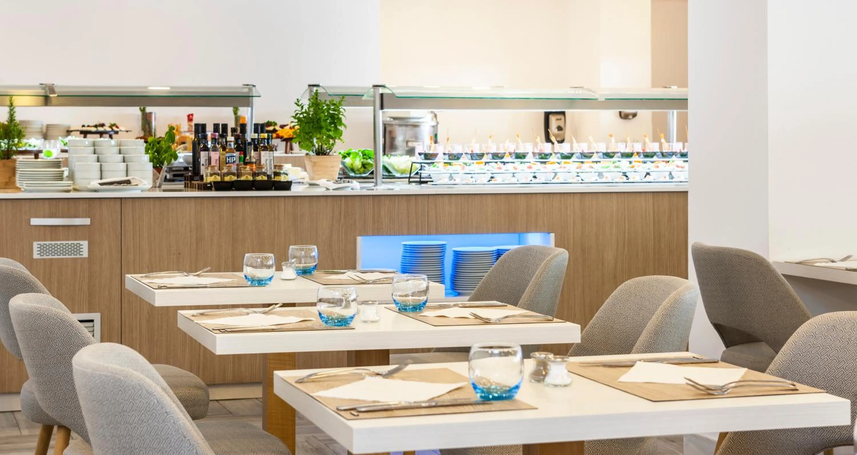 Restaurant/places to eat in Globales Don Pedro - Adults Only