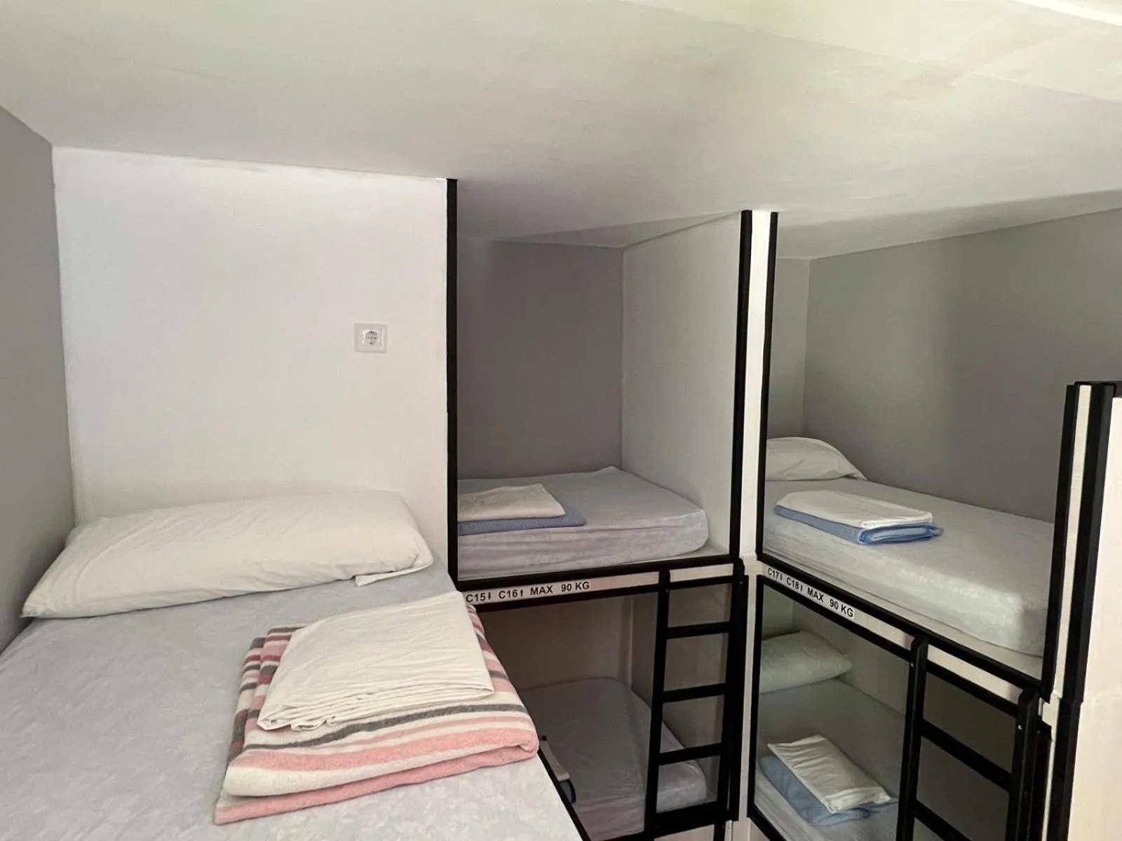 Bed in Hego Haize Albergue Hostel