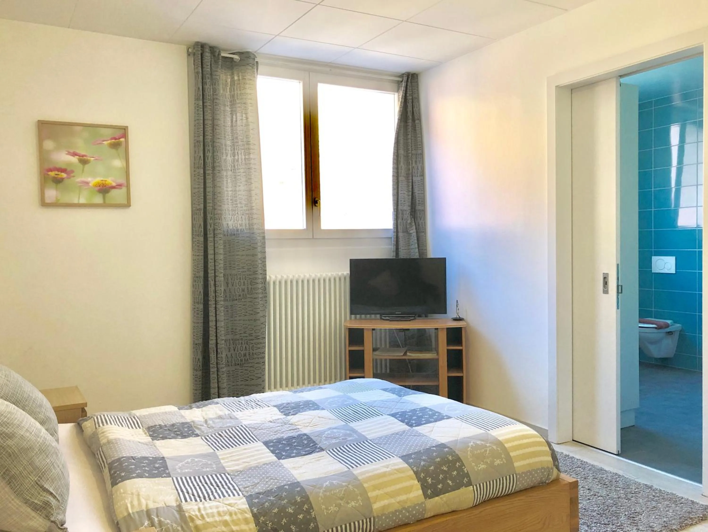 Bed in Auberge Pour Tous