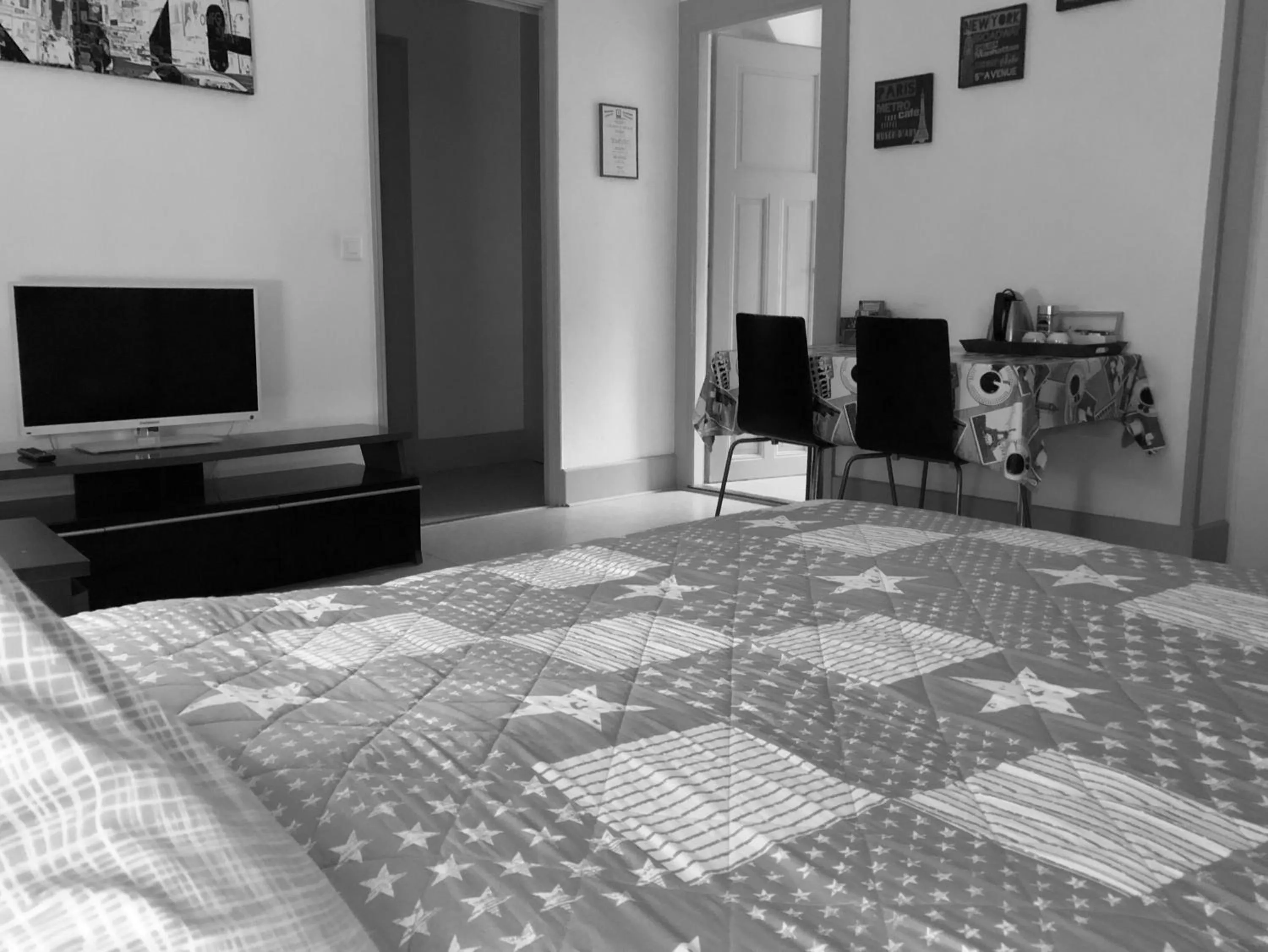 Bed in Auberge Pour Tous