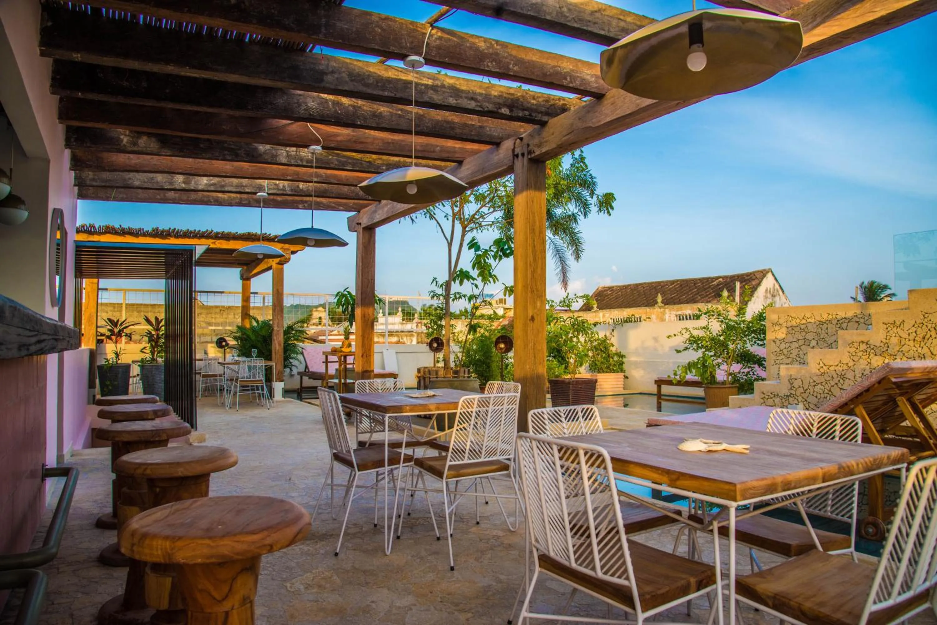 Patio in Soy Local Insignia