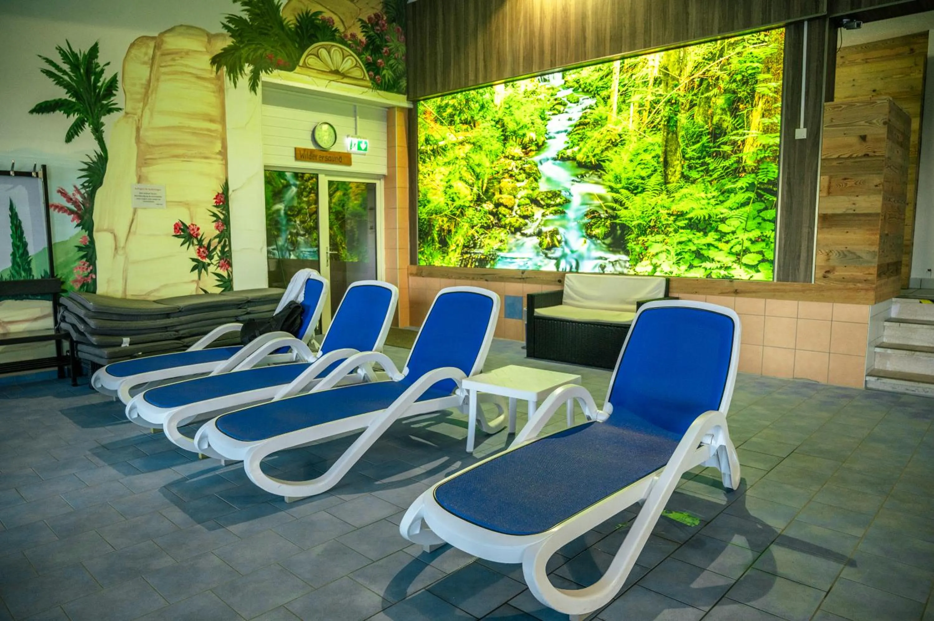 Swimming pool in Landhotel Tannenhof