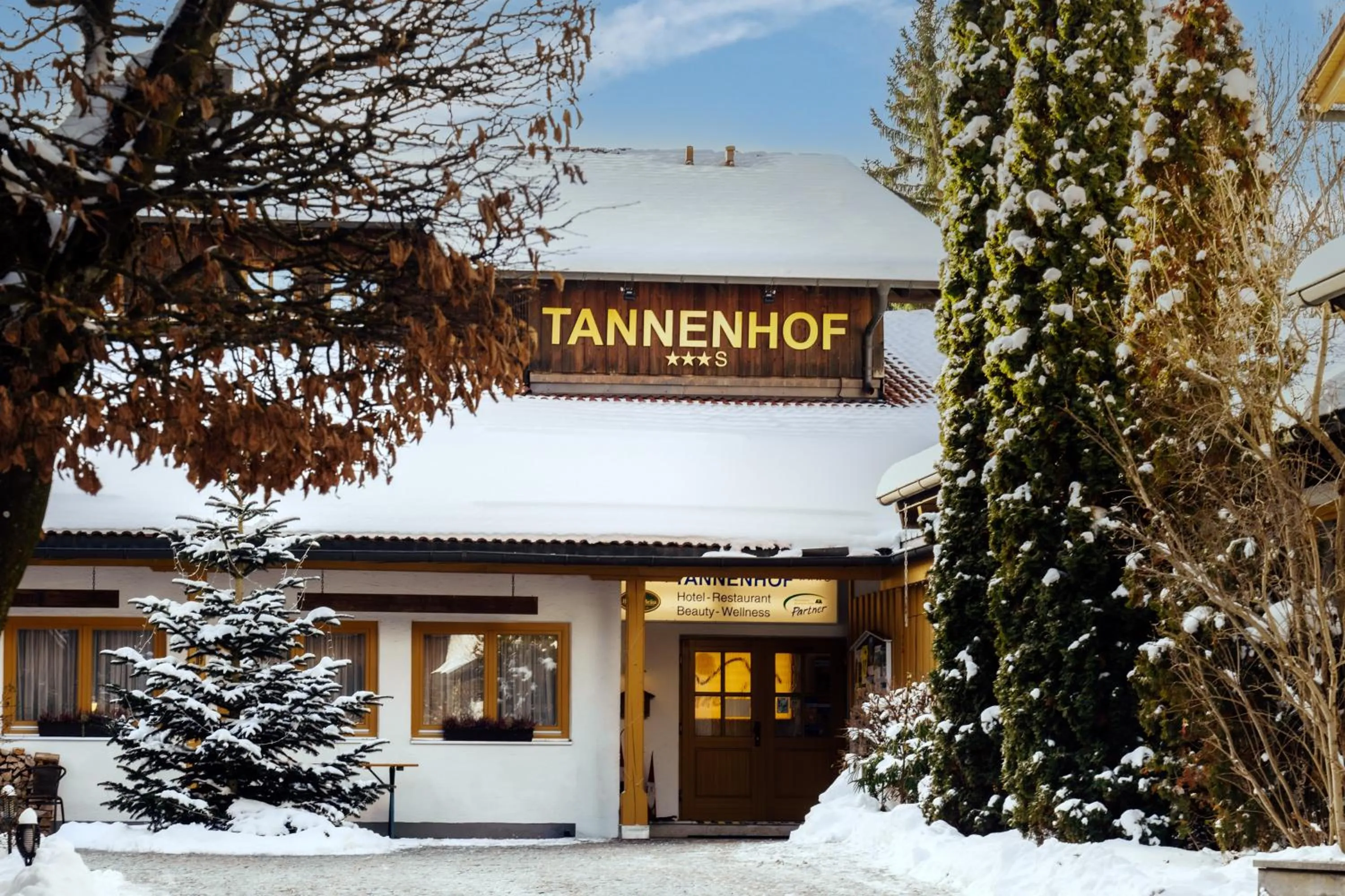 Facade/entrance in Landhotel Tannenhof