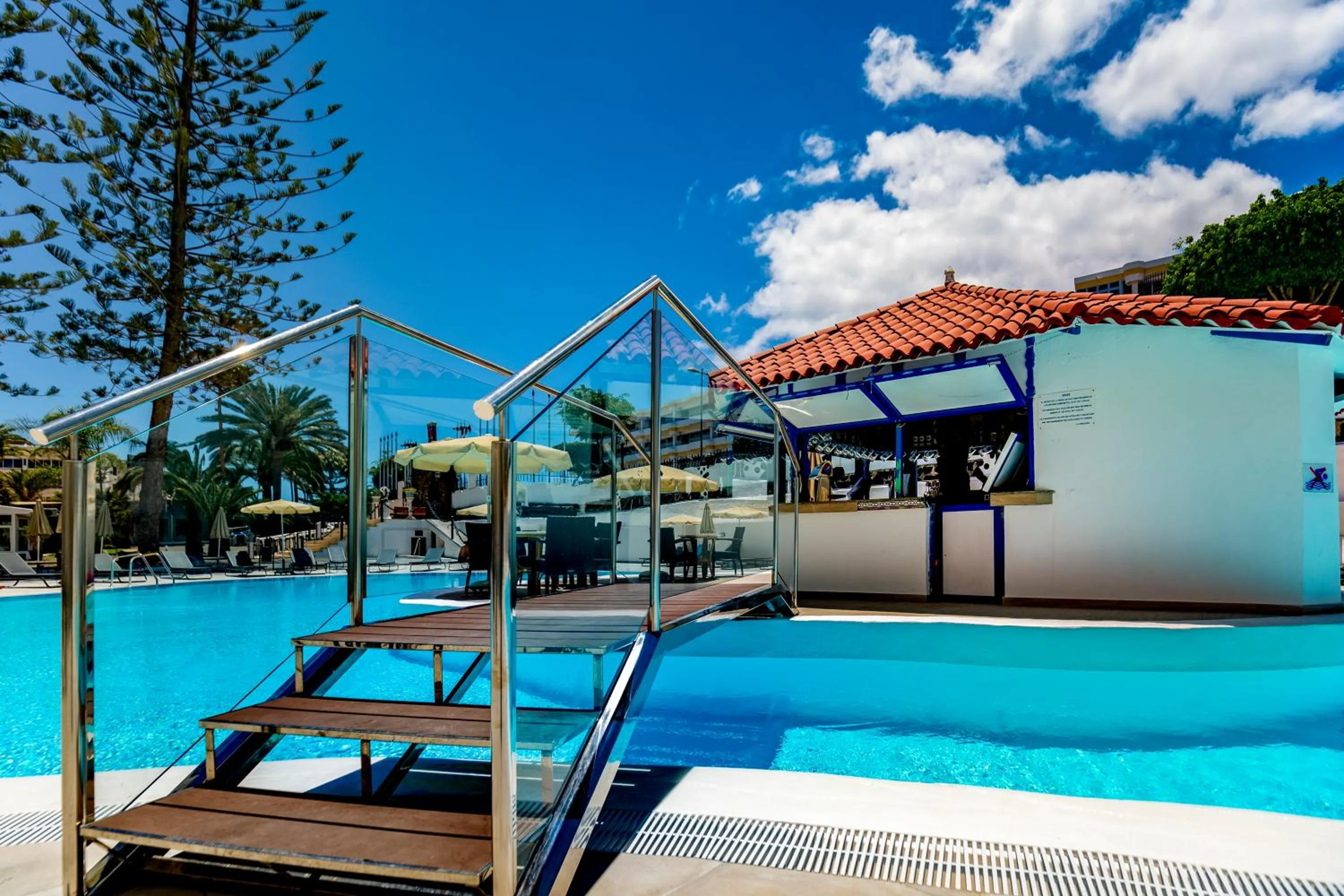 Swimming pool in Rey Carlos