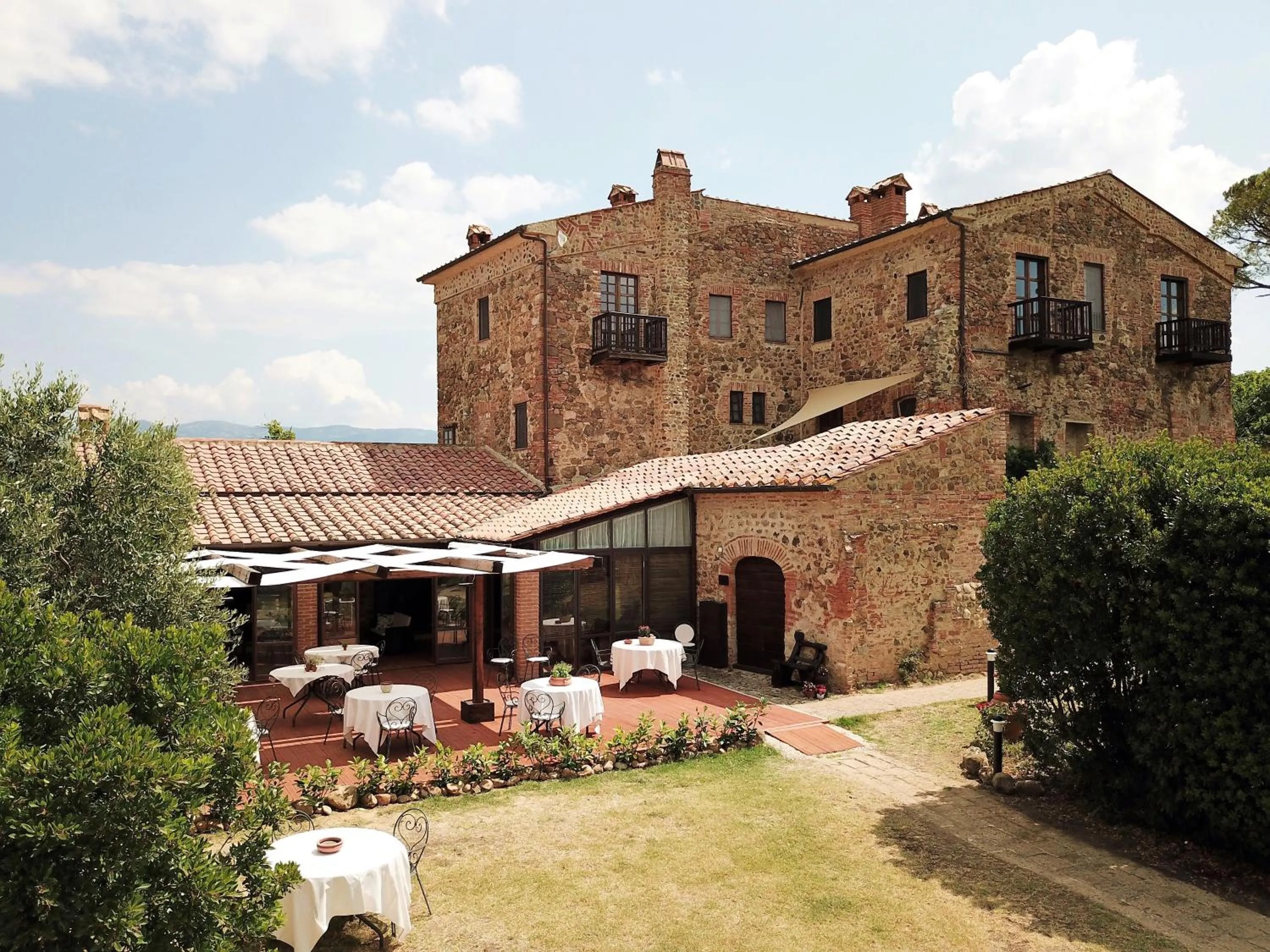 Property building in Tenuta Fattoria Vecchia