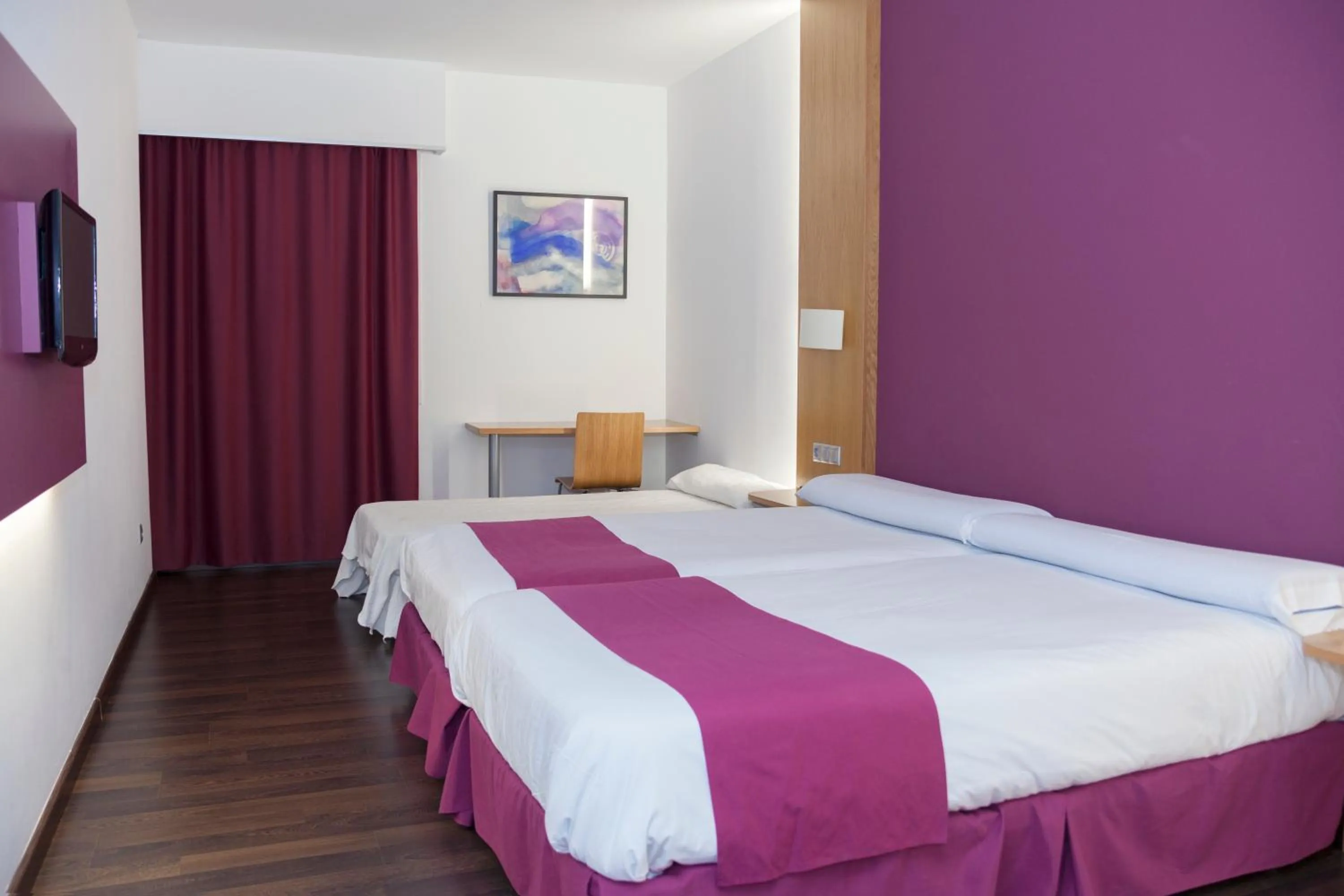 Bedroom, Bed in Hotel Jatorrena