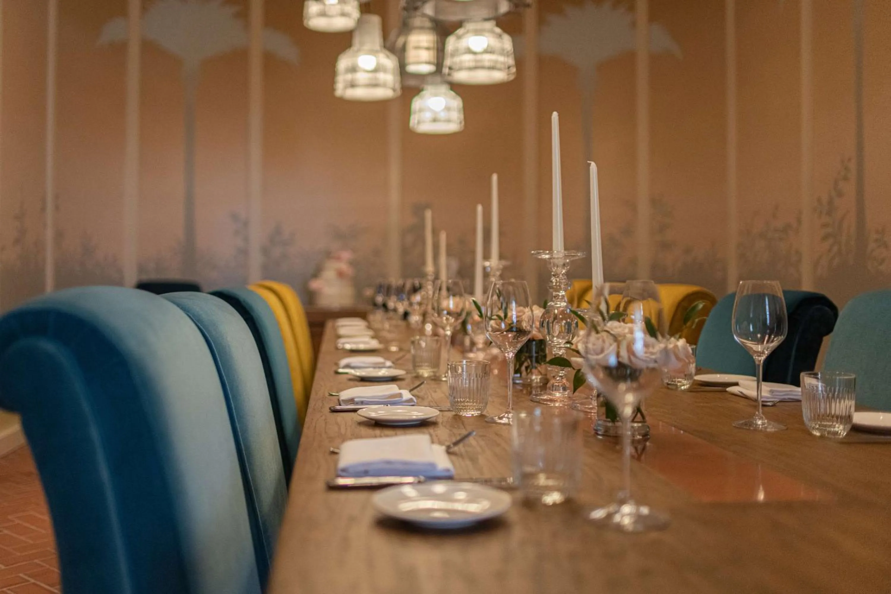 Restaurant/places to eat in The Drayton Hotel Savannah, Curio Collection by Hilton