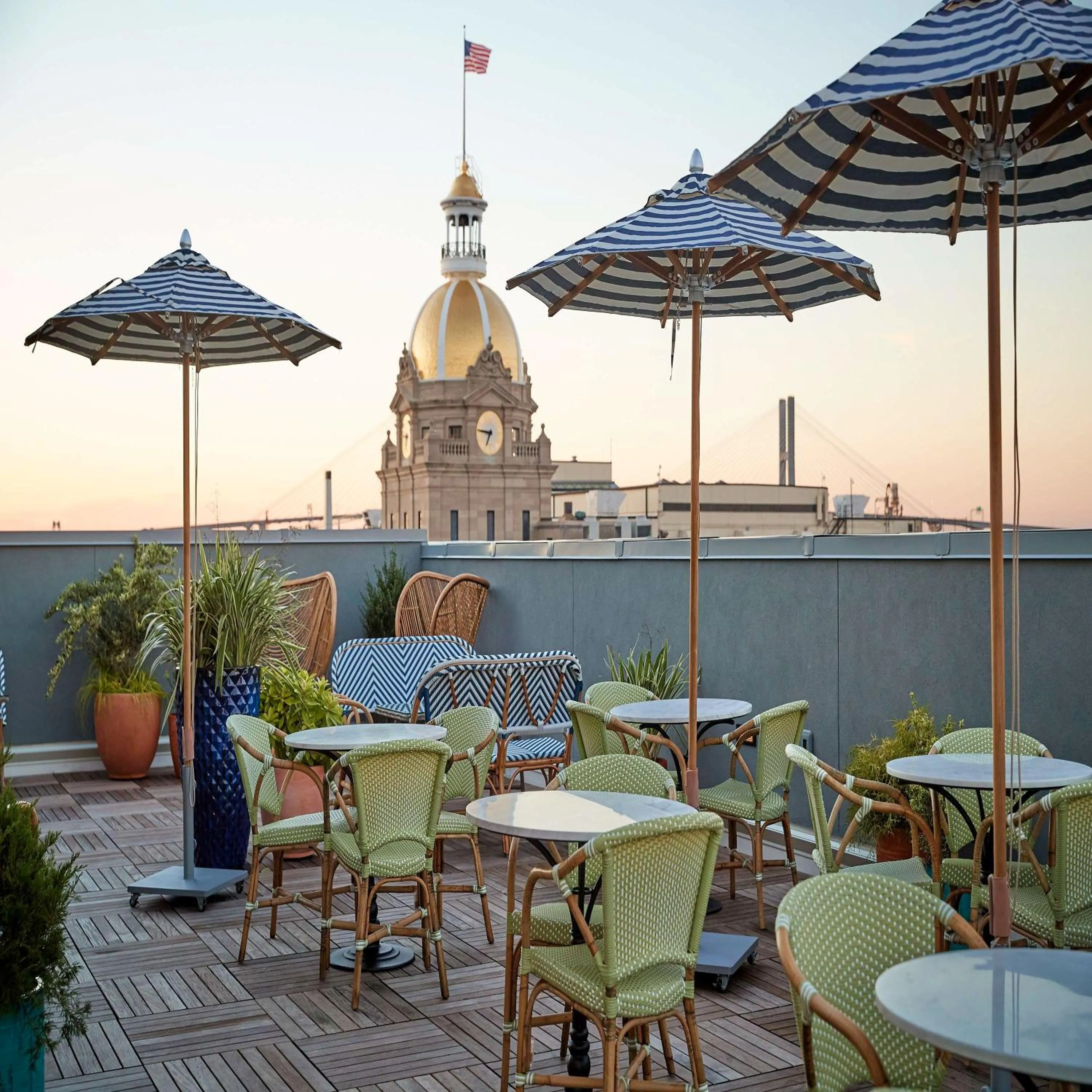 Restaurant/places to eat in The Drayton Hotel Savannah, Curio Collection by Hilton