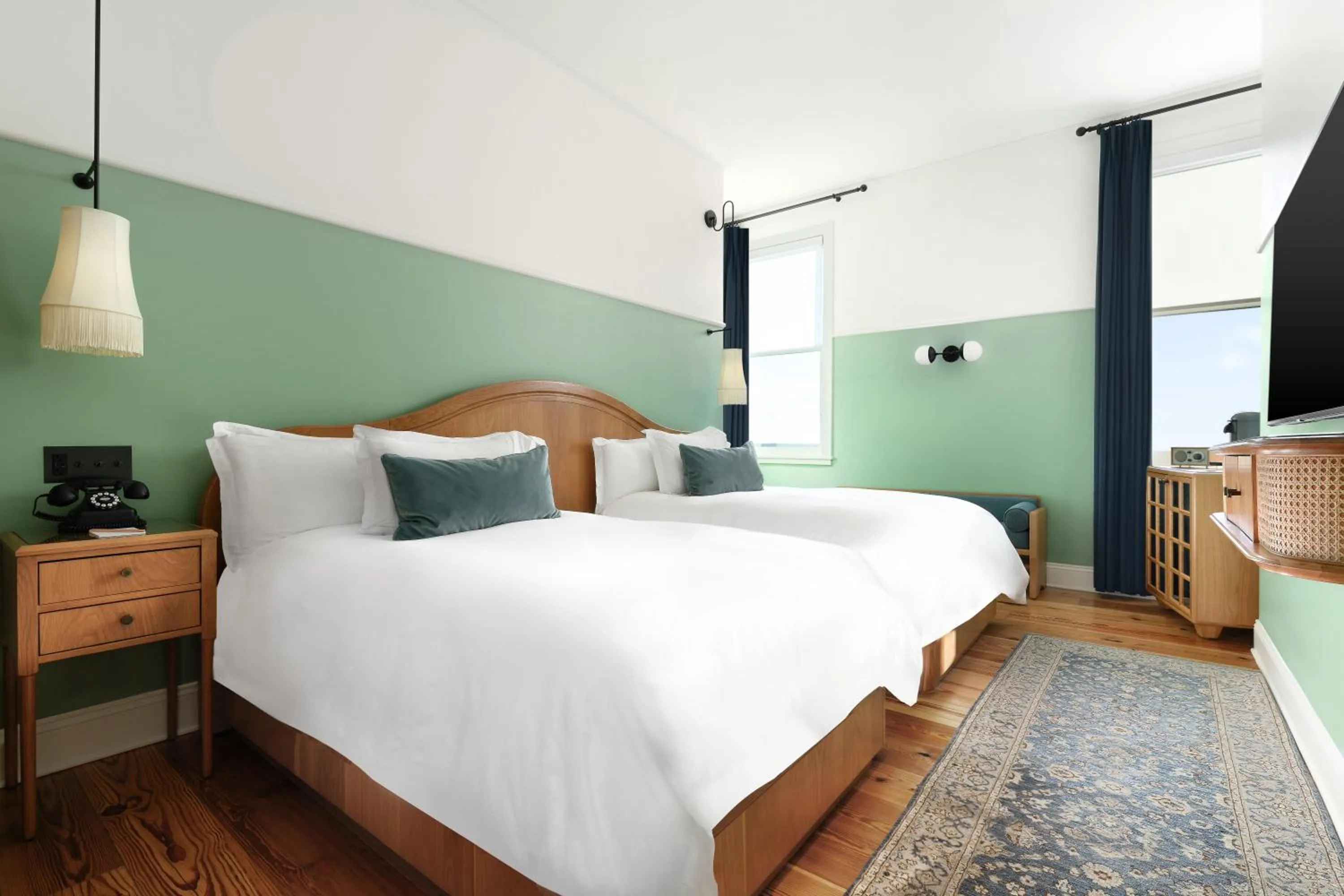 Photo of the whole room, Bed in The Drayton Hotel Savannah, Curio Collection by Hilton