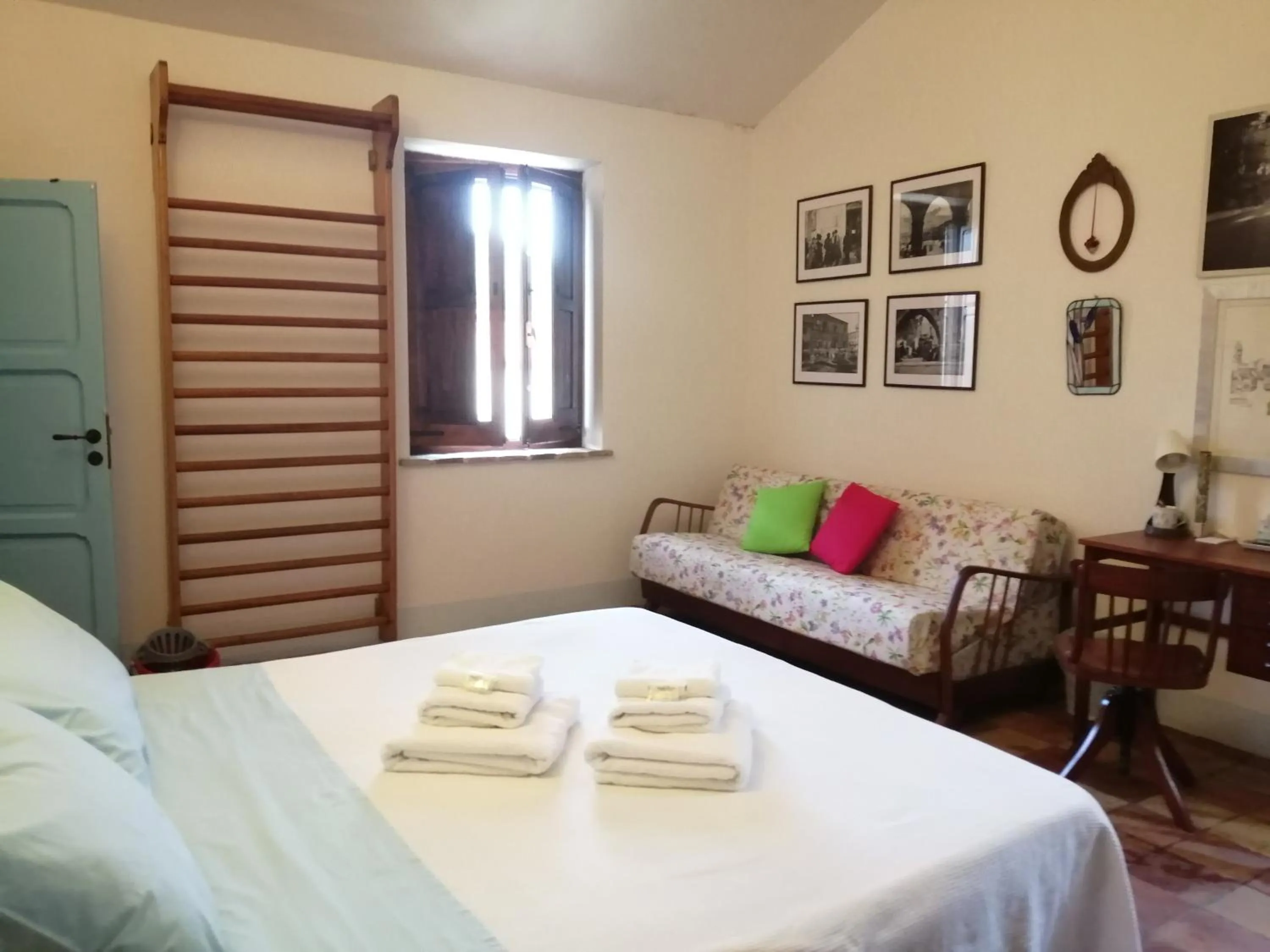 Photo of the whole room, Bed in B&B Conca Del Pretore