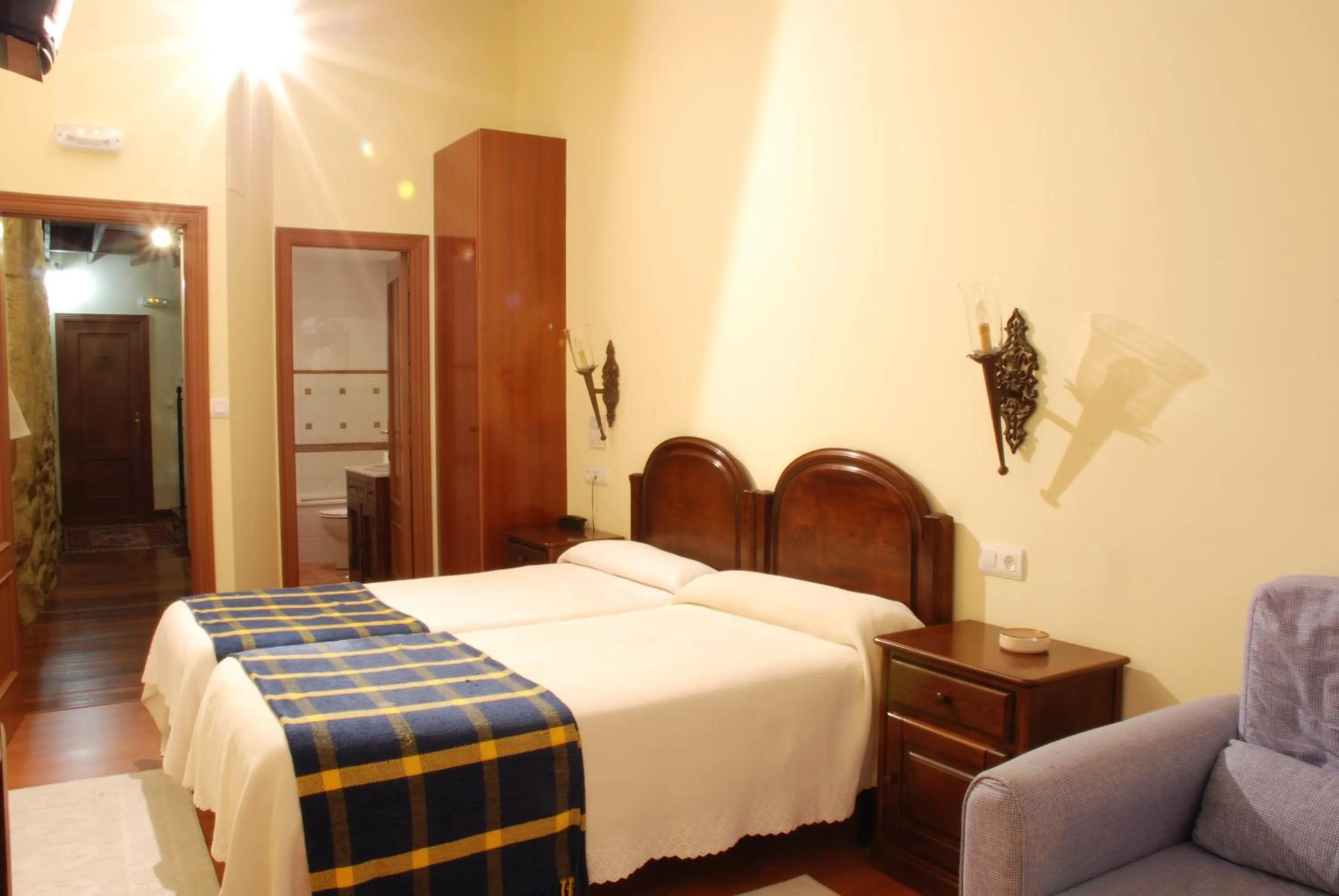 Photo of the whole room, Bed in Hotel O Portelo Rural