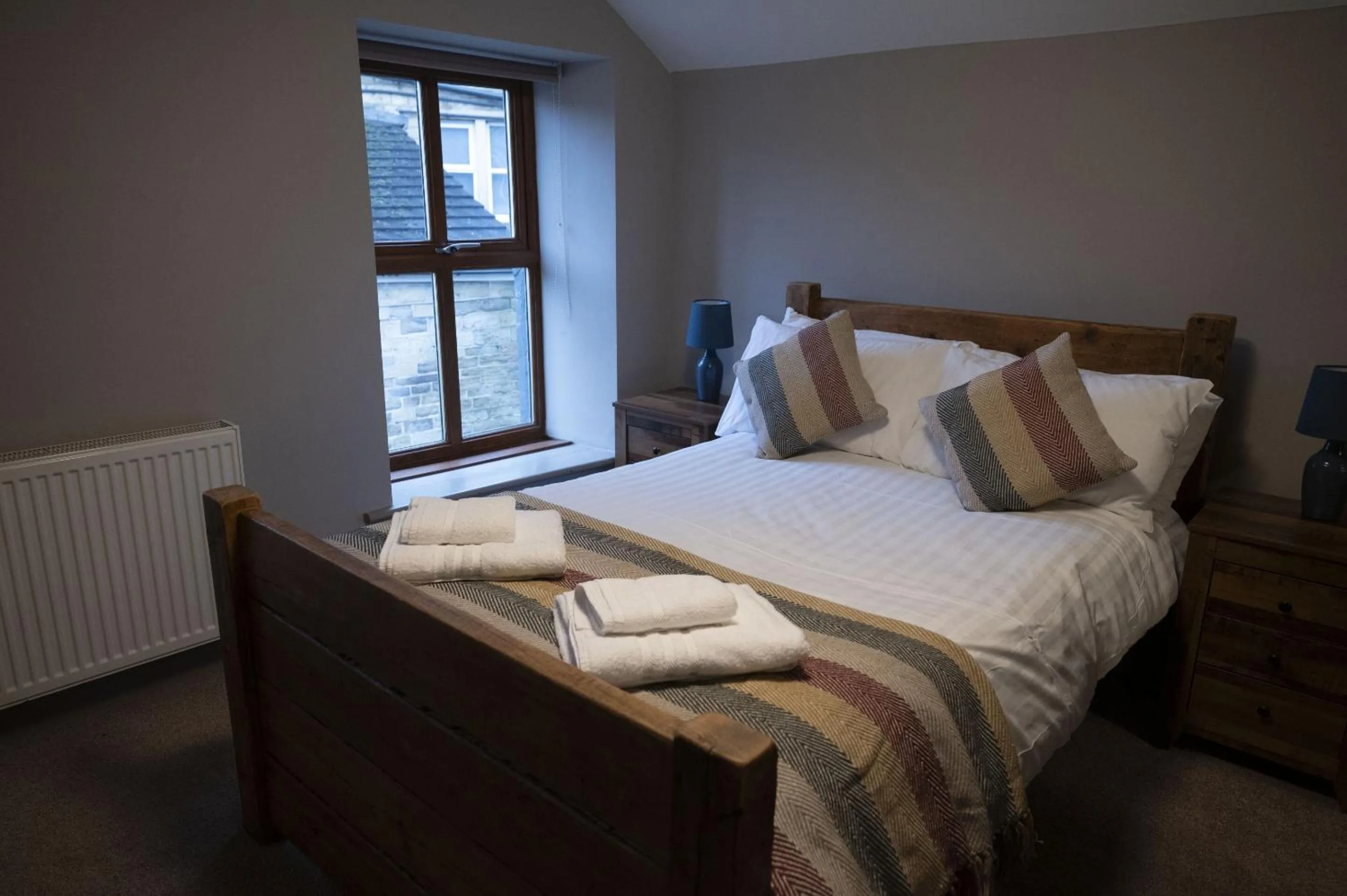 Bedroom, Bed in The Milestone