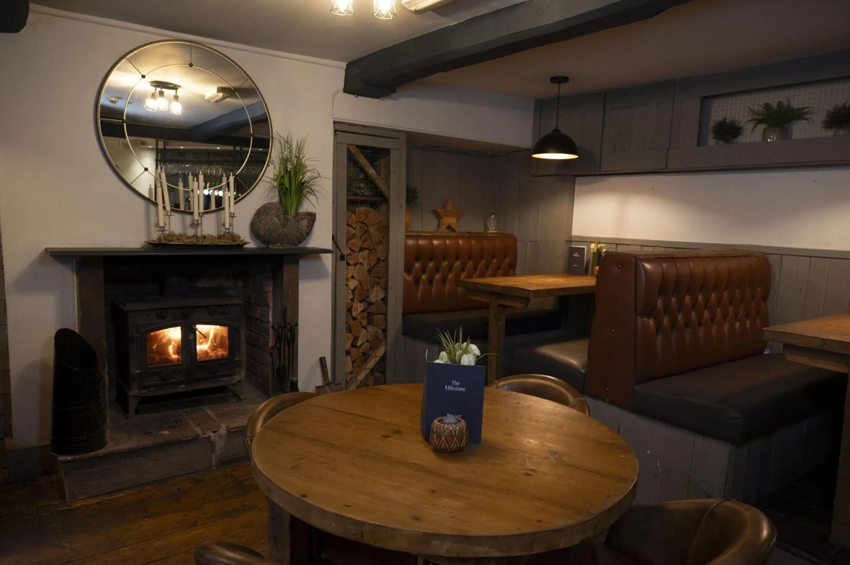 Lounge or bar in The Milestone