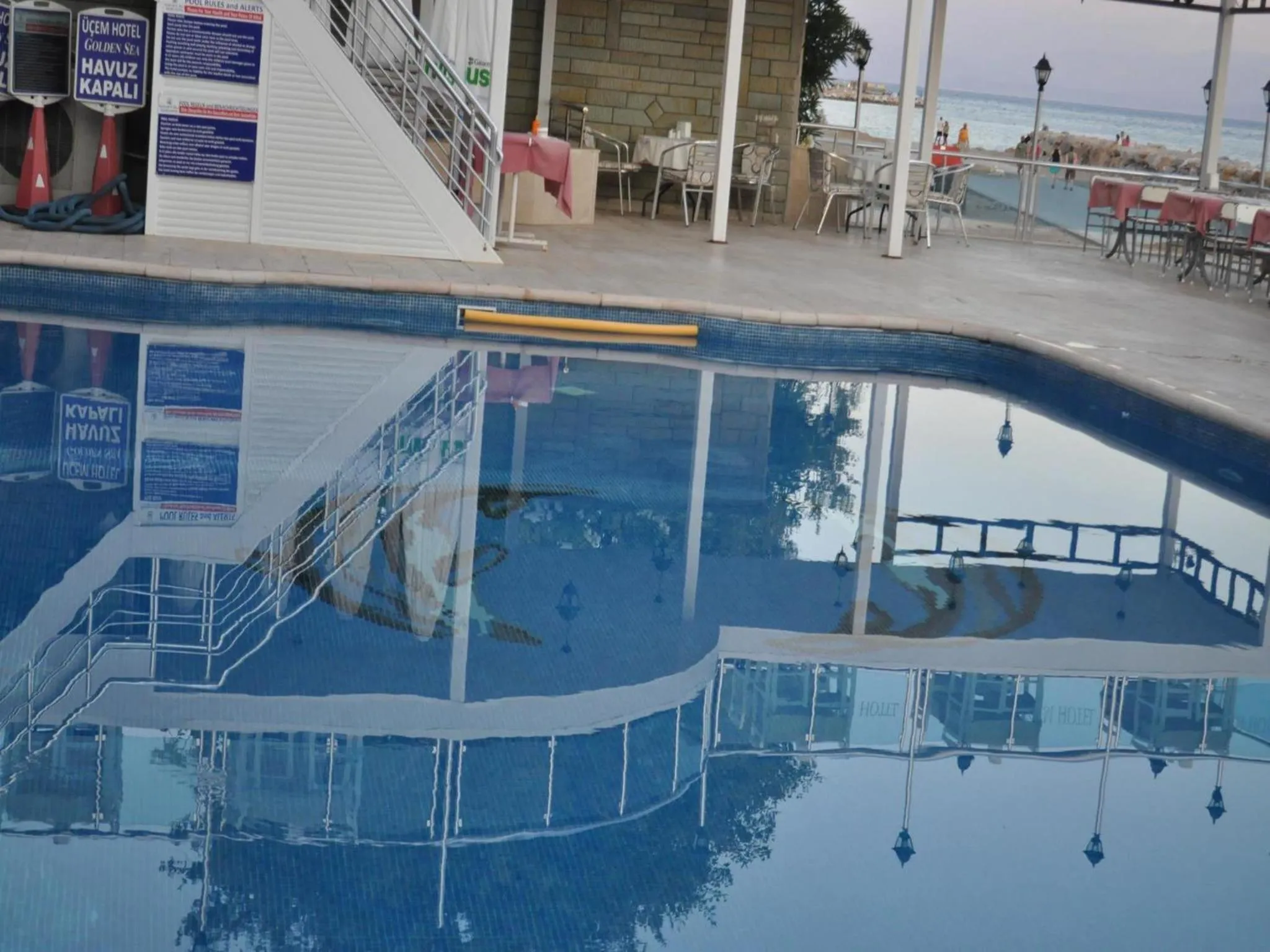 Swimming pool in Ucem Hotel Golden Sea