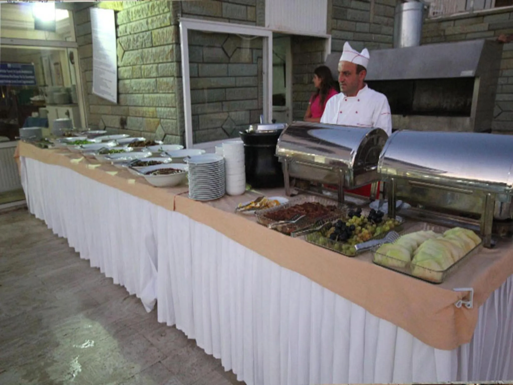 Meals in Ucem Hotel Golden Sea