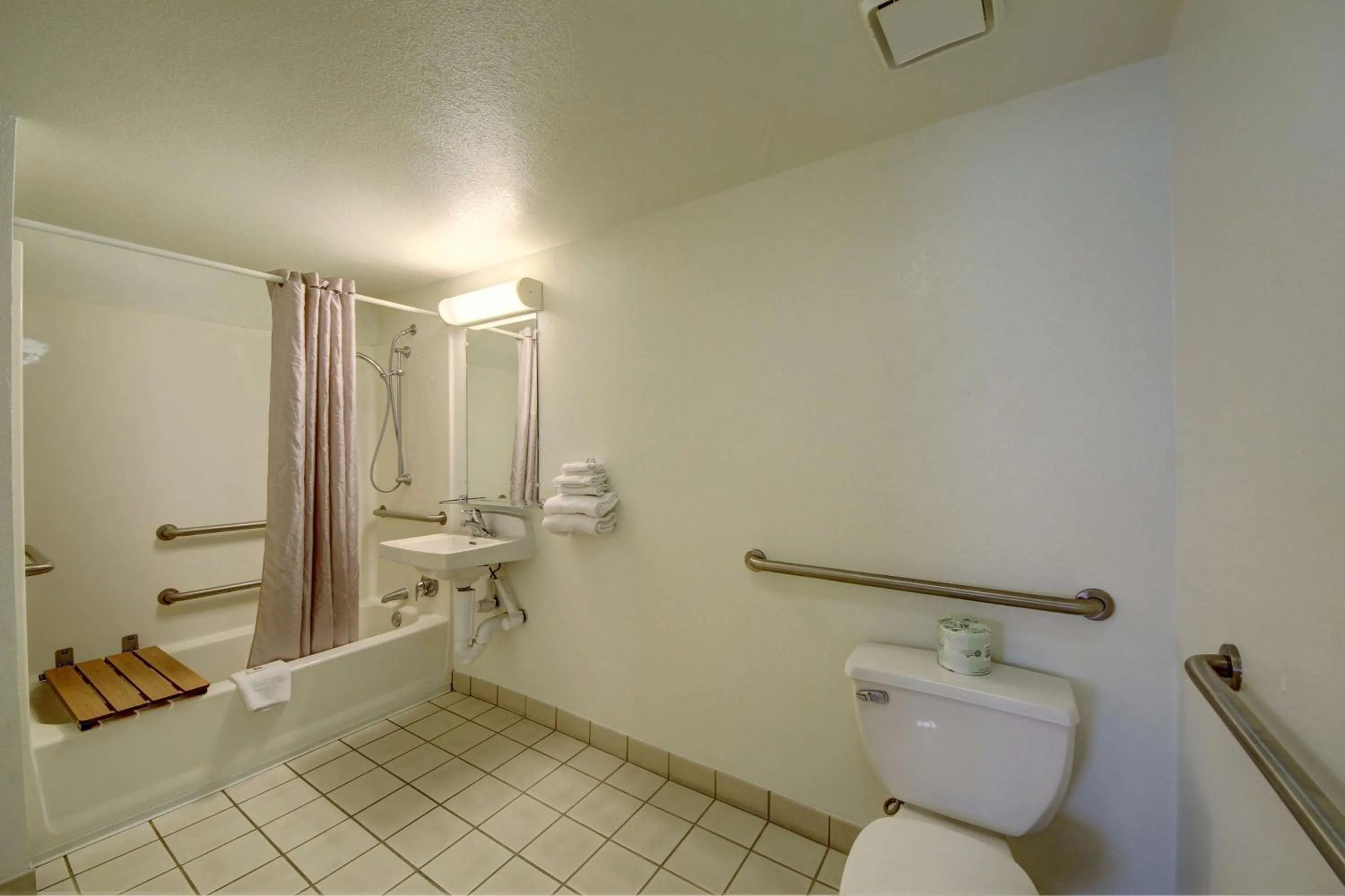 Shower in Motel 6-San Antonio, TX - Downtown - Market Square