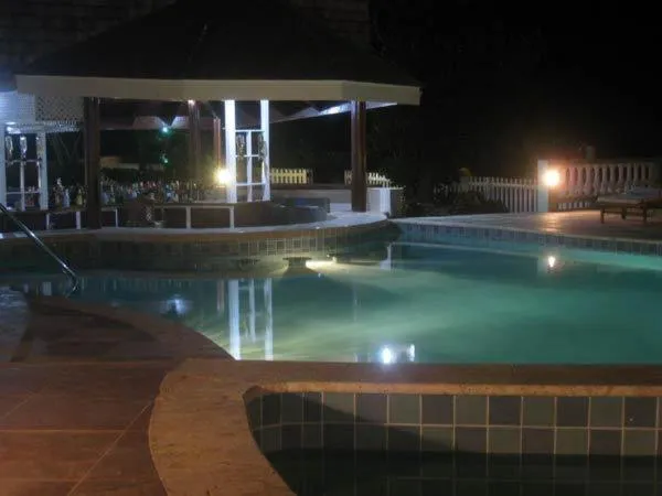 Swimming pool in Kalinago Beach Resort