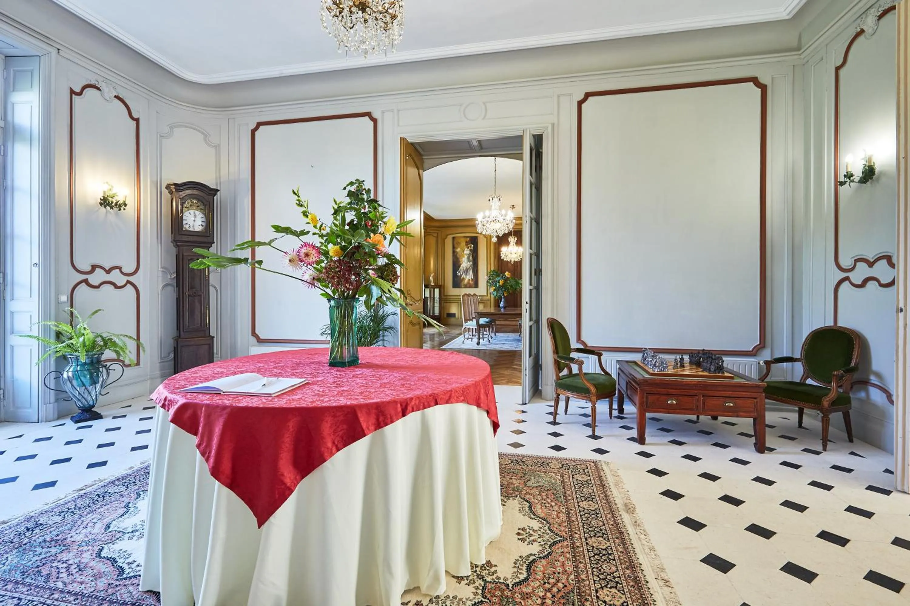 Lobby or reception in Chateau des Monts