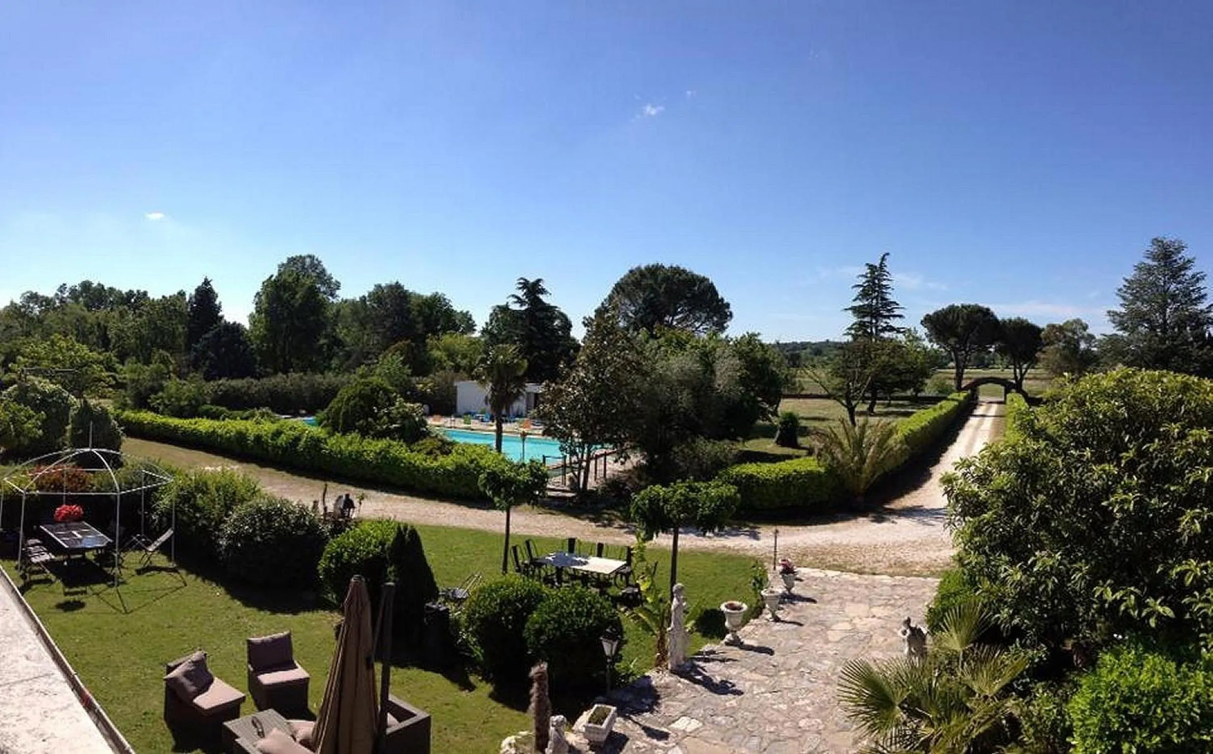 Patio in La Demeure de l'Arche