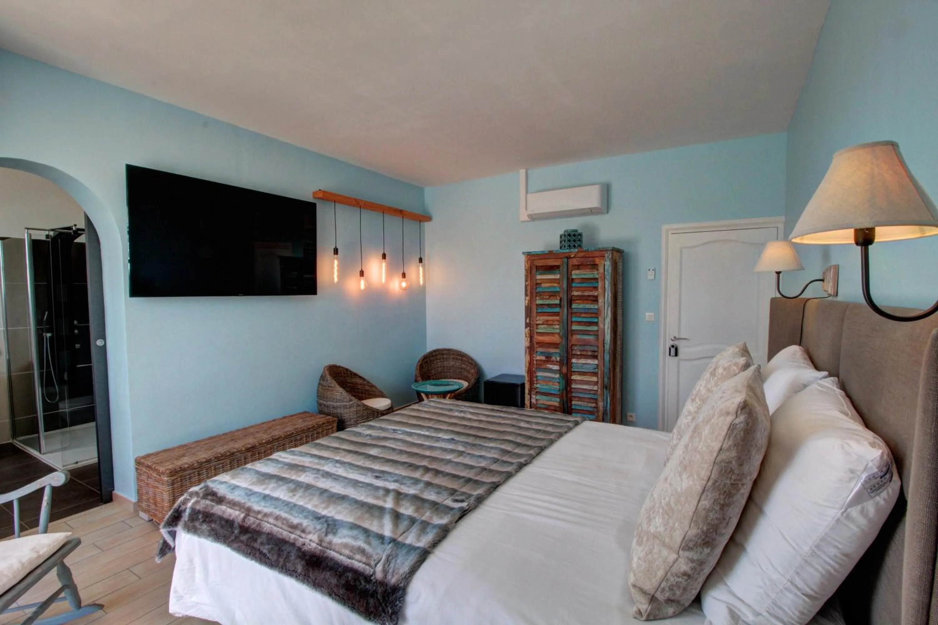 Bedroom in La Demeure de l'Arche