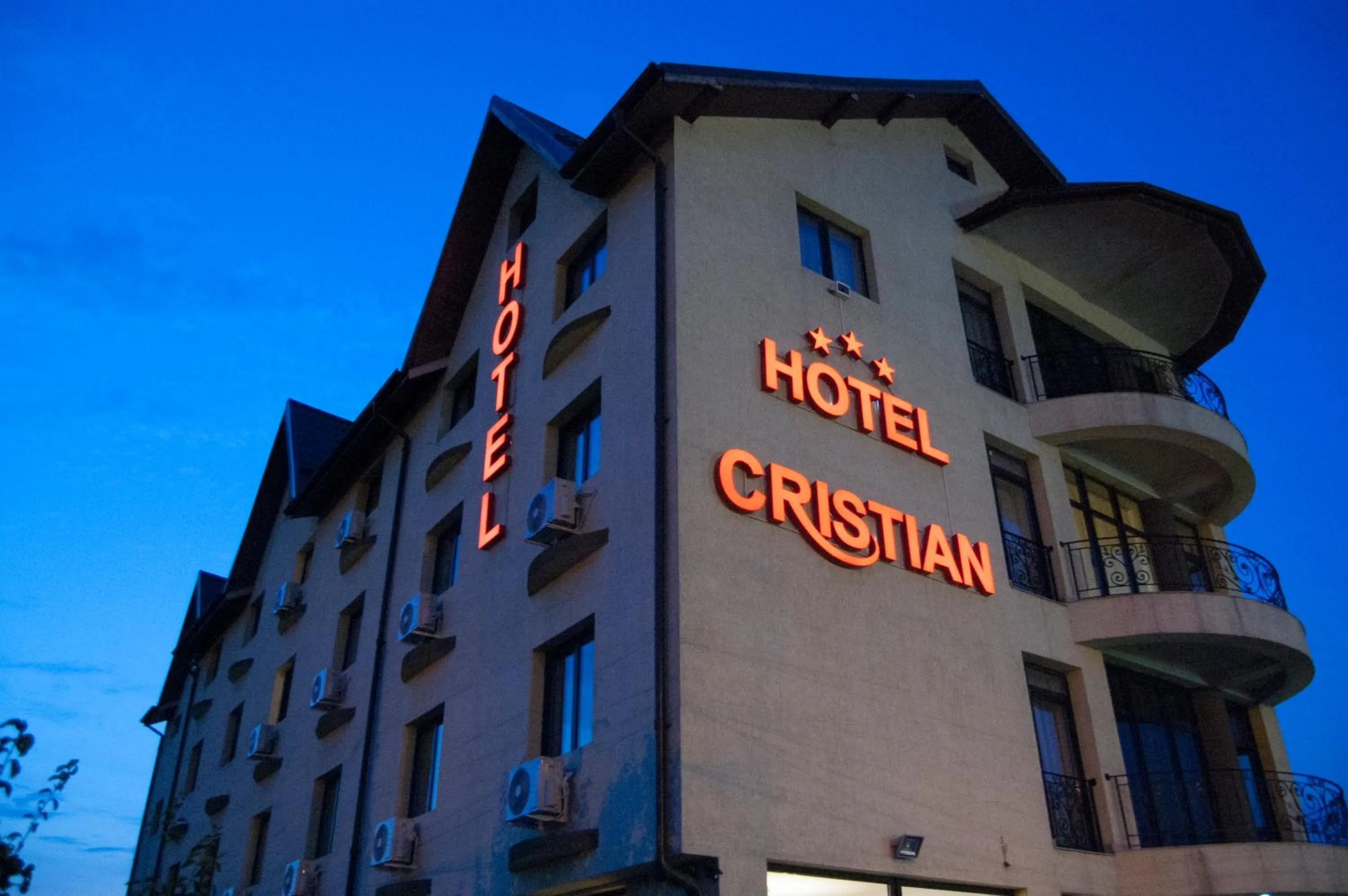 Property building in Hotel Cristian
