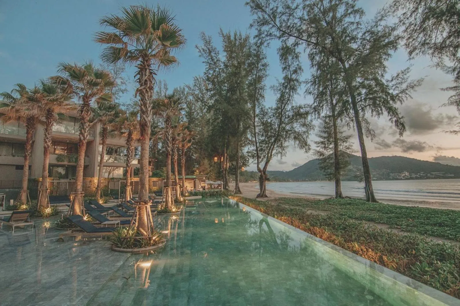 Swimming pool in Twinpalms MontAzure Phuket