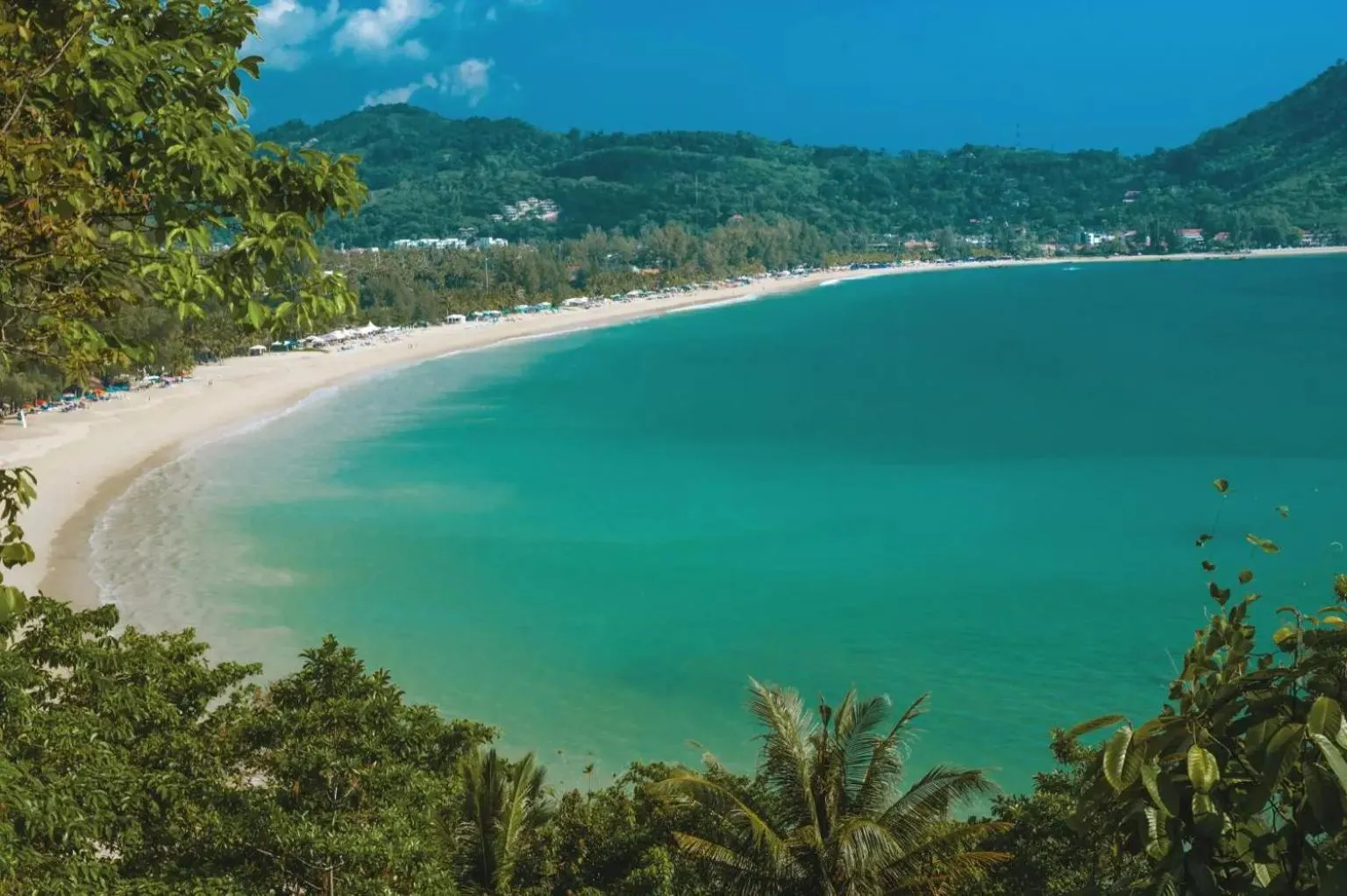 Beach in Twinpalms MontAzure Phuket