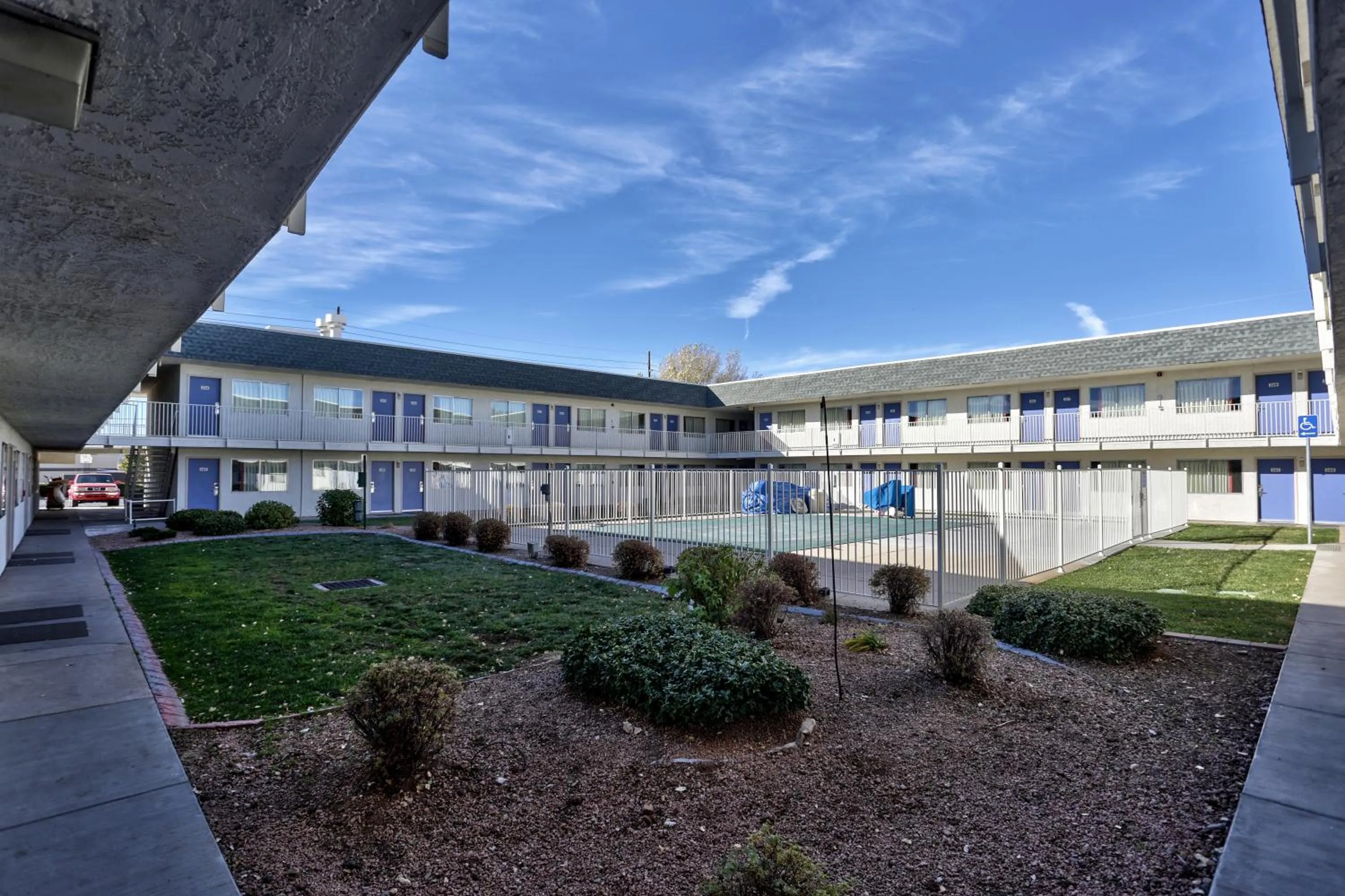 Property building in Motel 6-Flagstaff, AZ - Butler