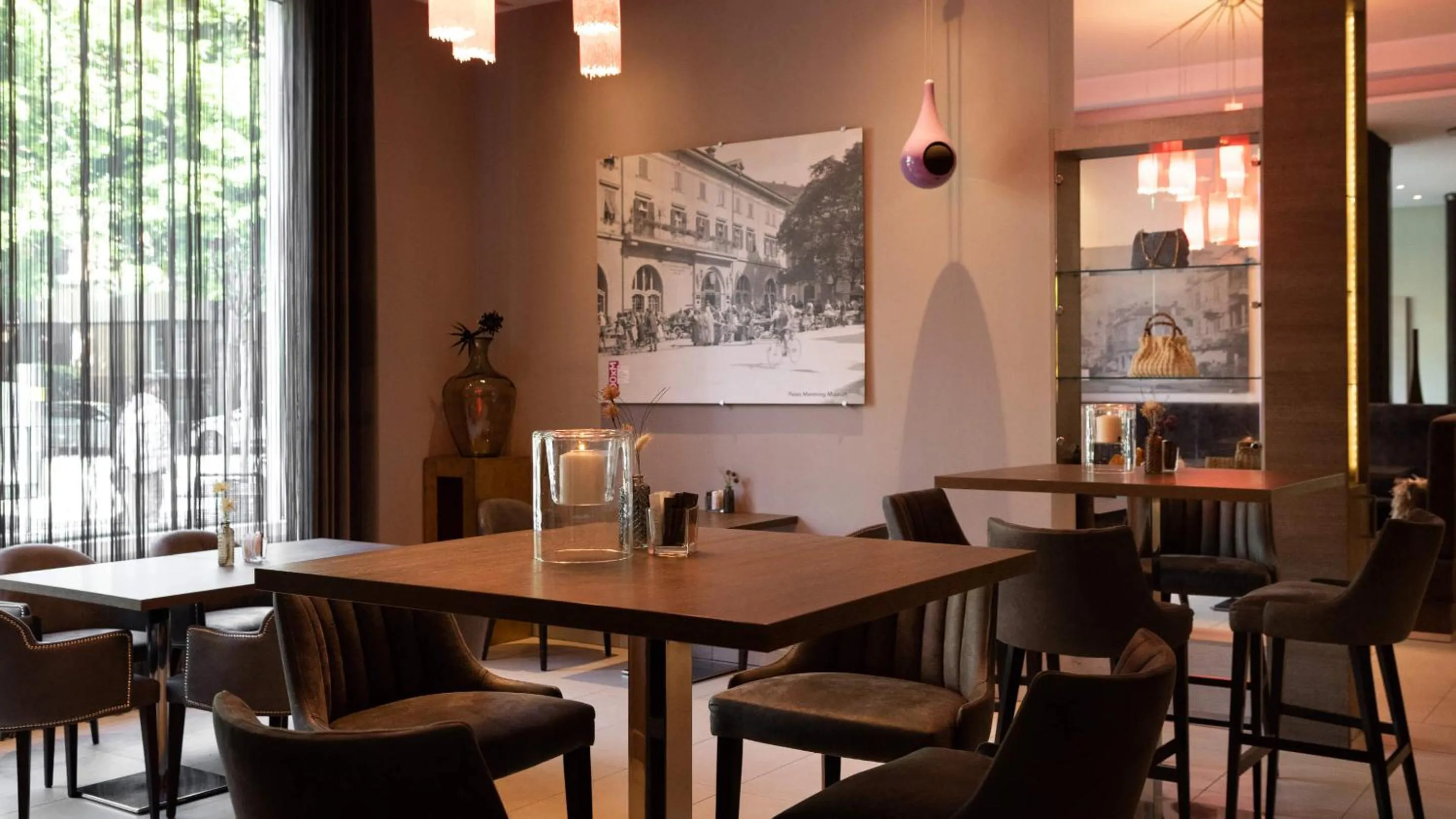 Lounge or bar in City Hotel Merano