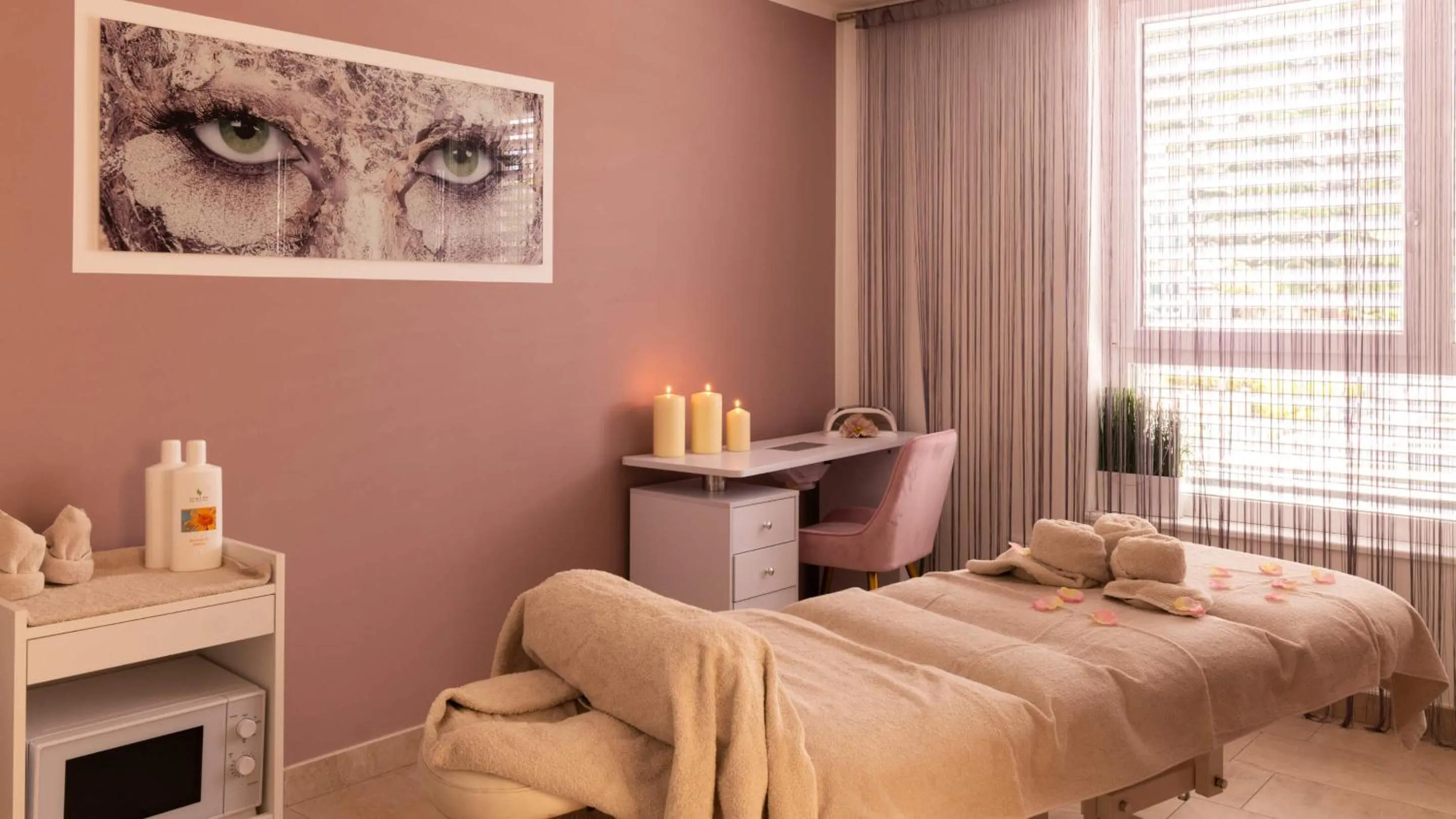 Massage, Bed in City Hotel Merano